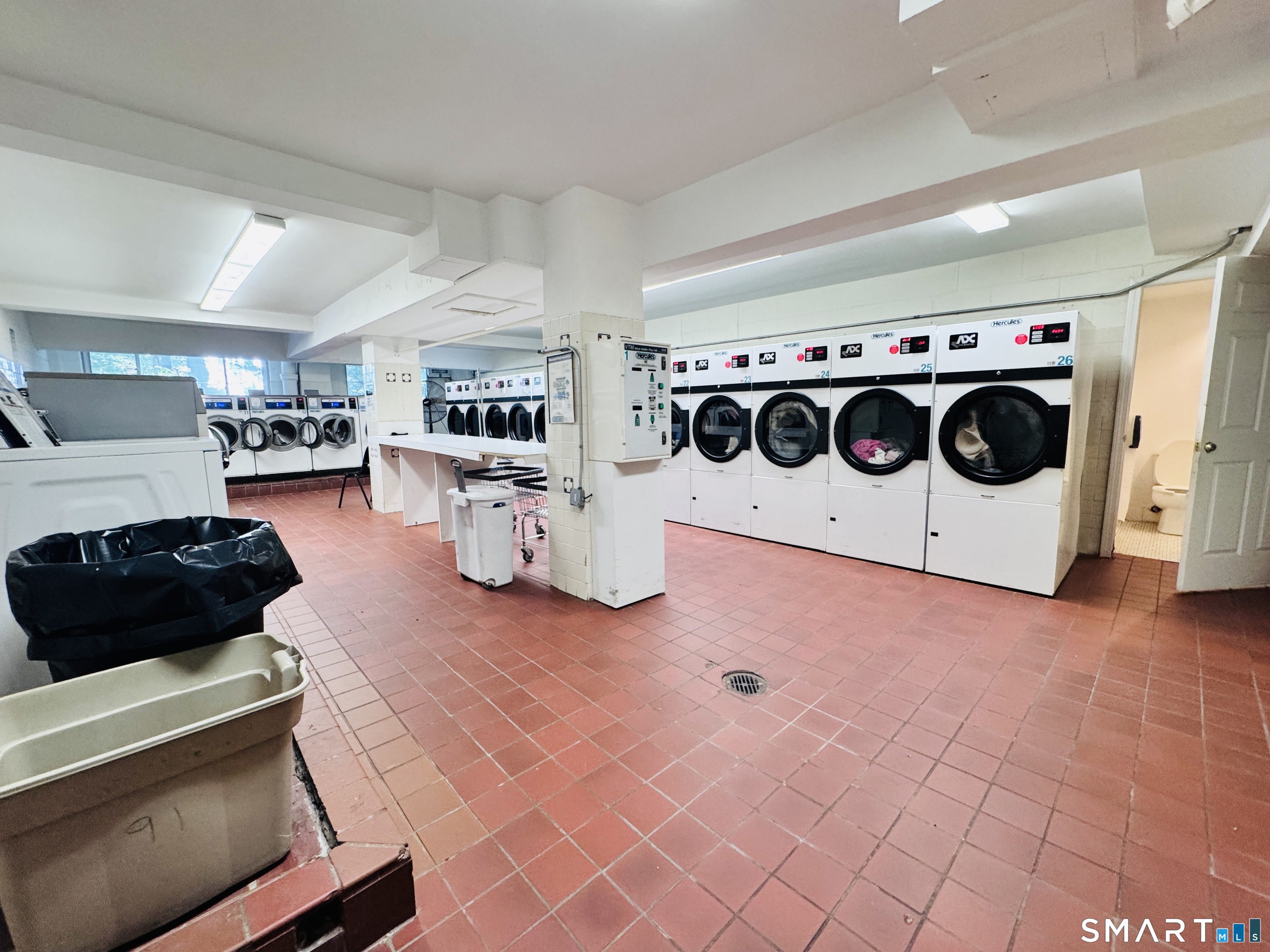 91 Strawberry Hill 425 Avenue Property Photo 21