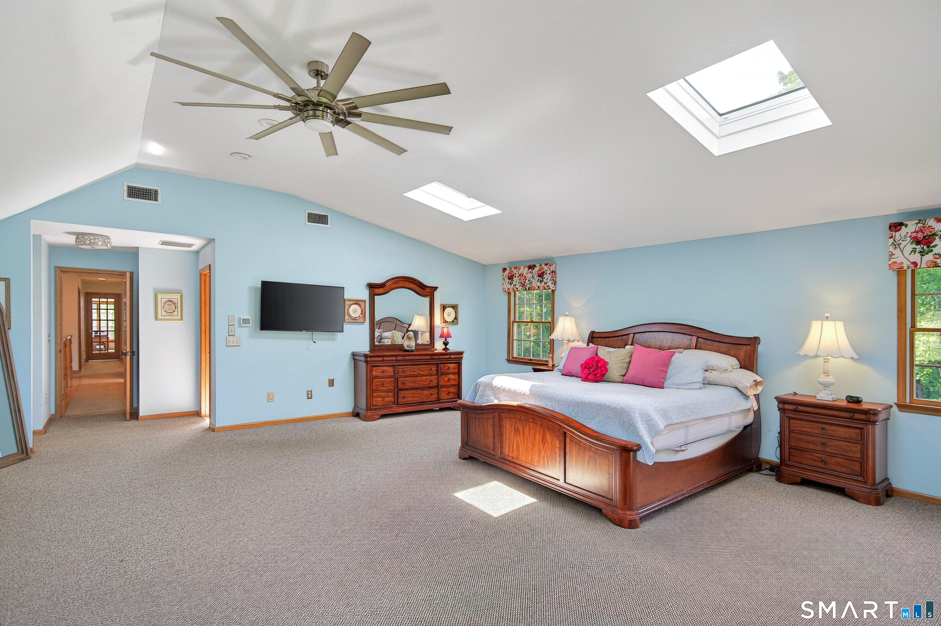 7 Huntington Lane Property Photo 21