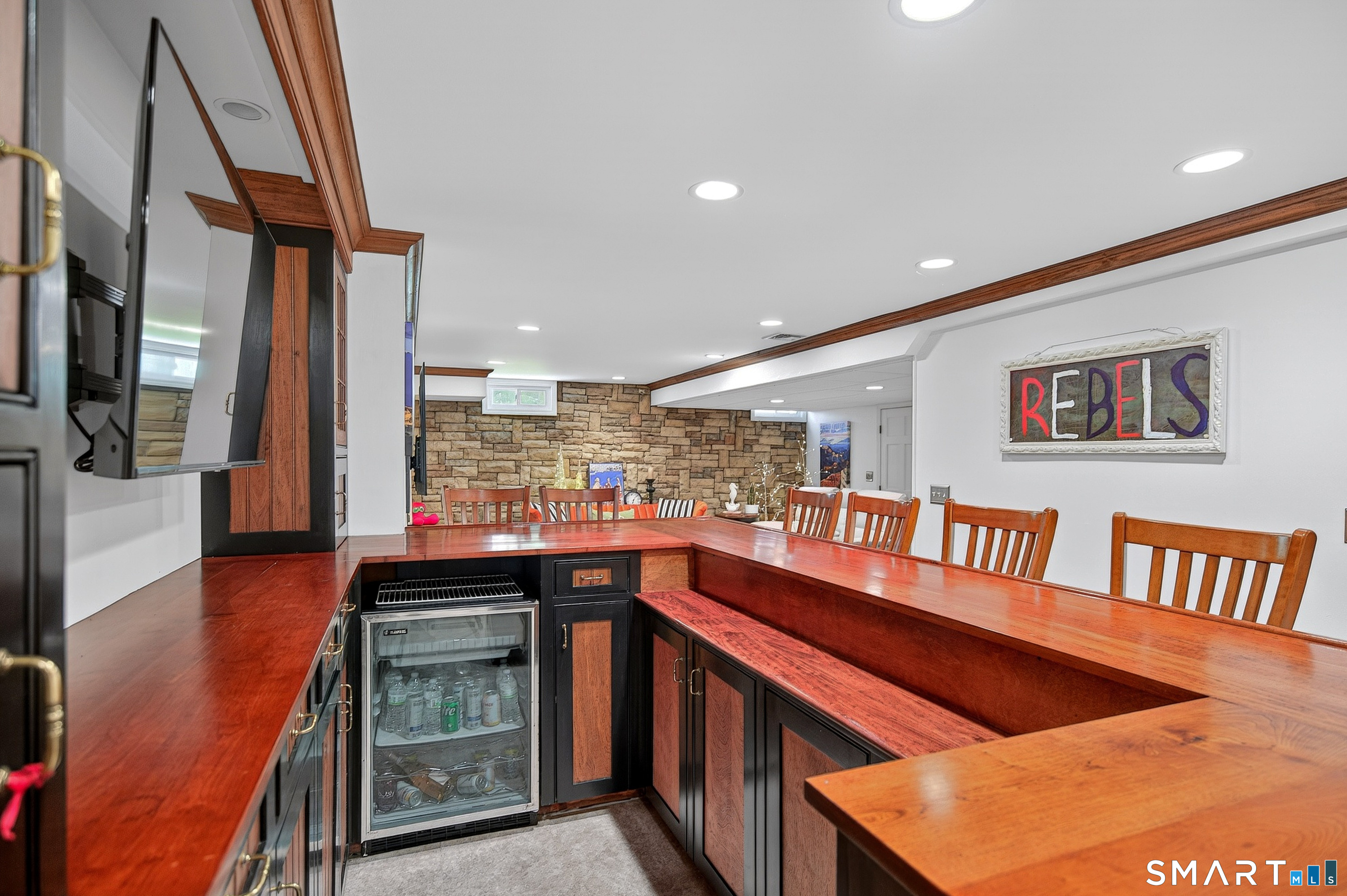 7 Huntington Lane Property Photo 34