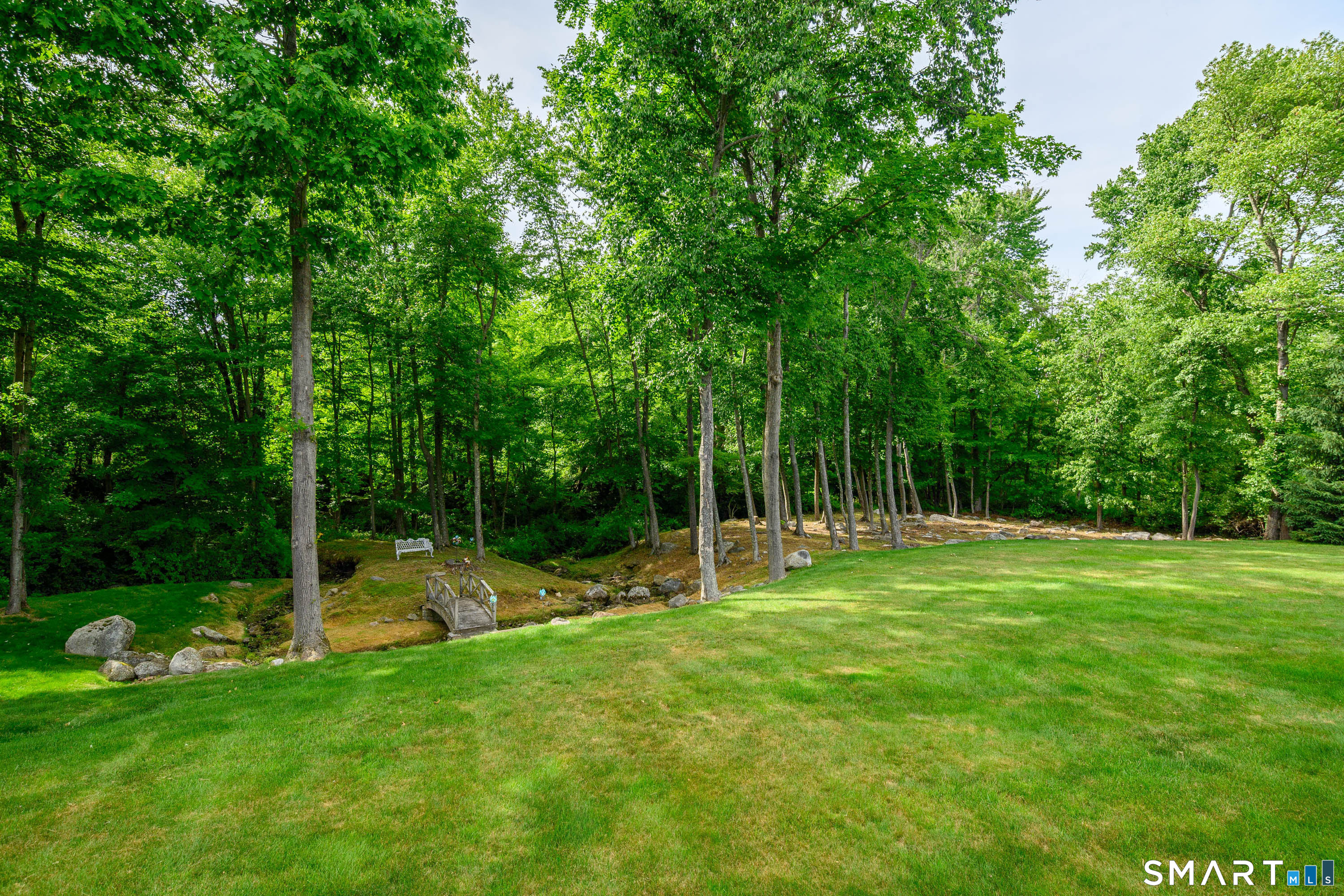 7 Huntington Lane Property Photo 37