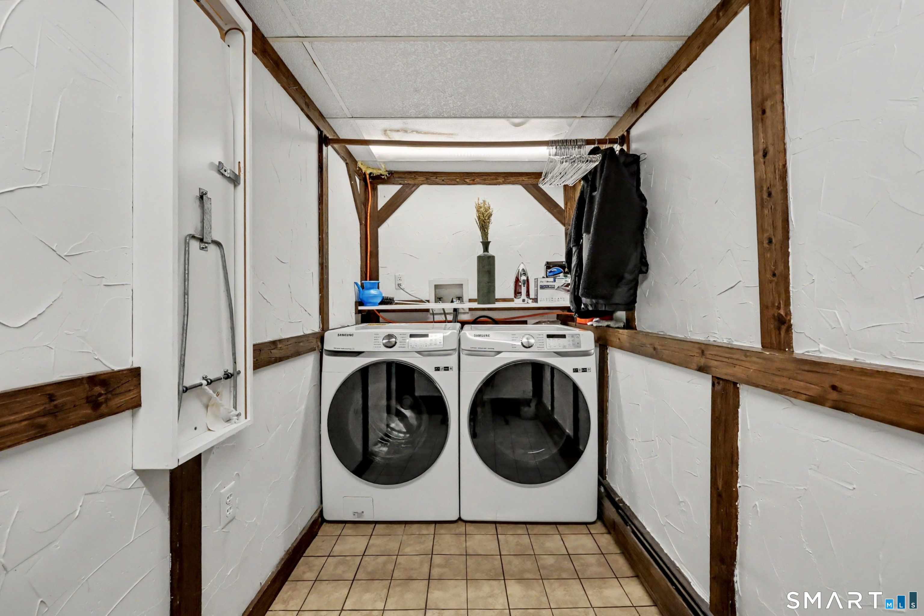4 Mark Drive Property Photo 16