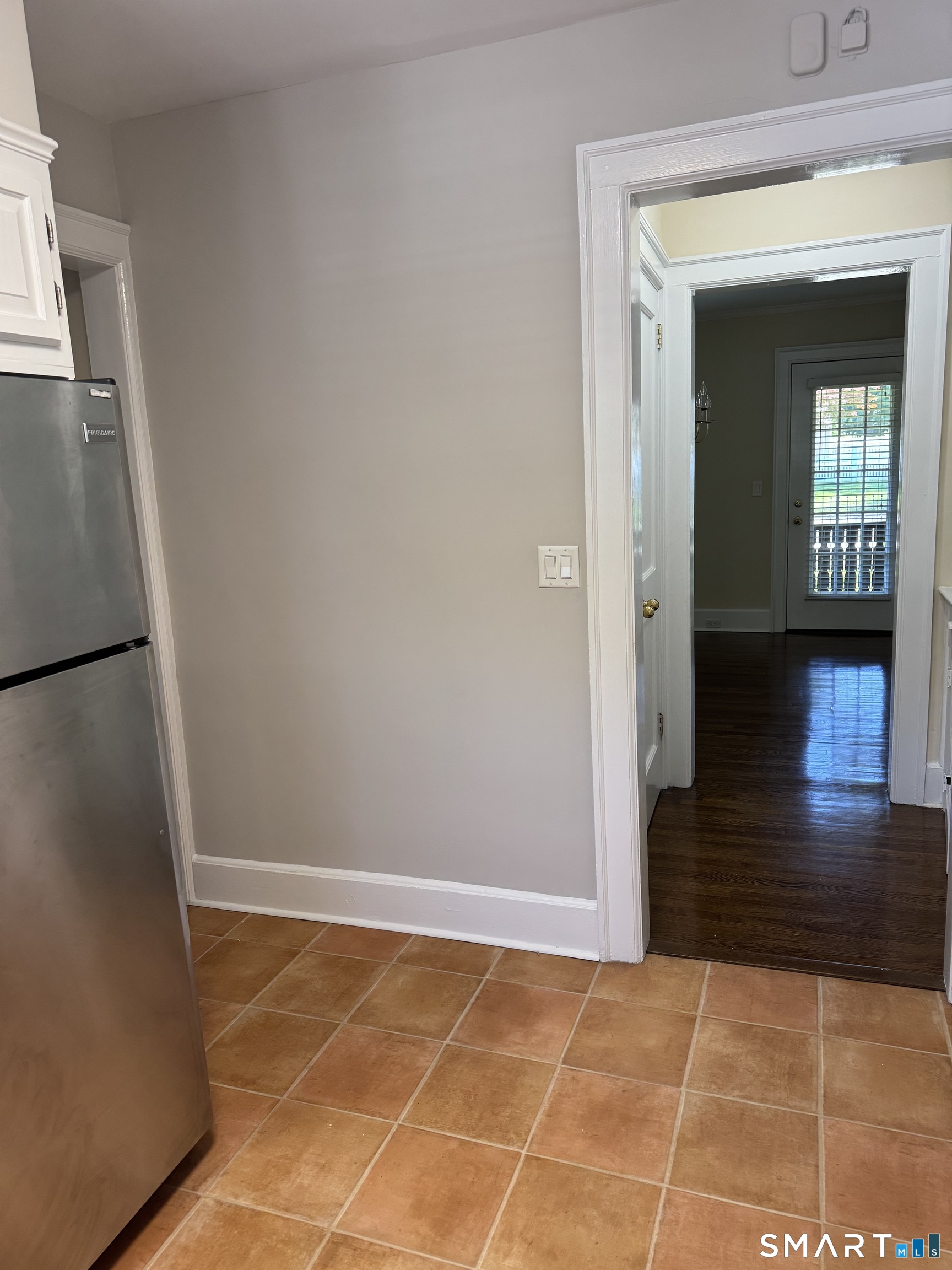 410 West 107 Avenue Property Photo 3