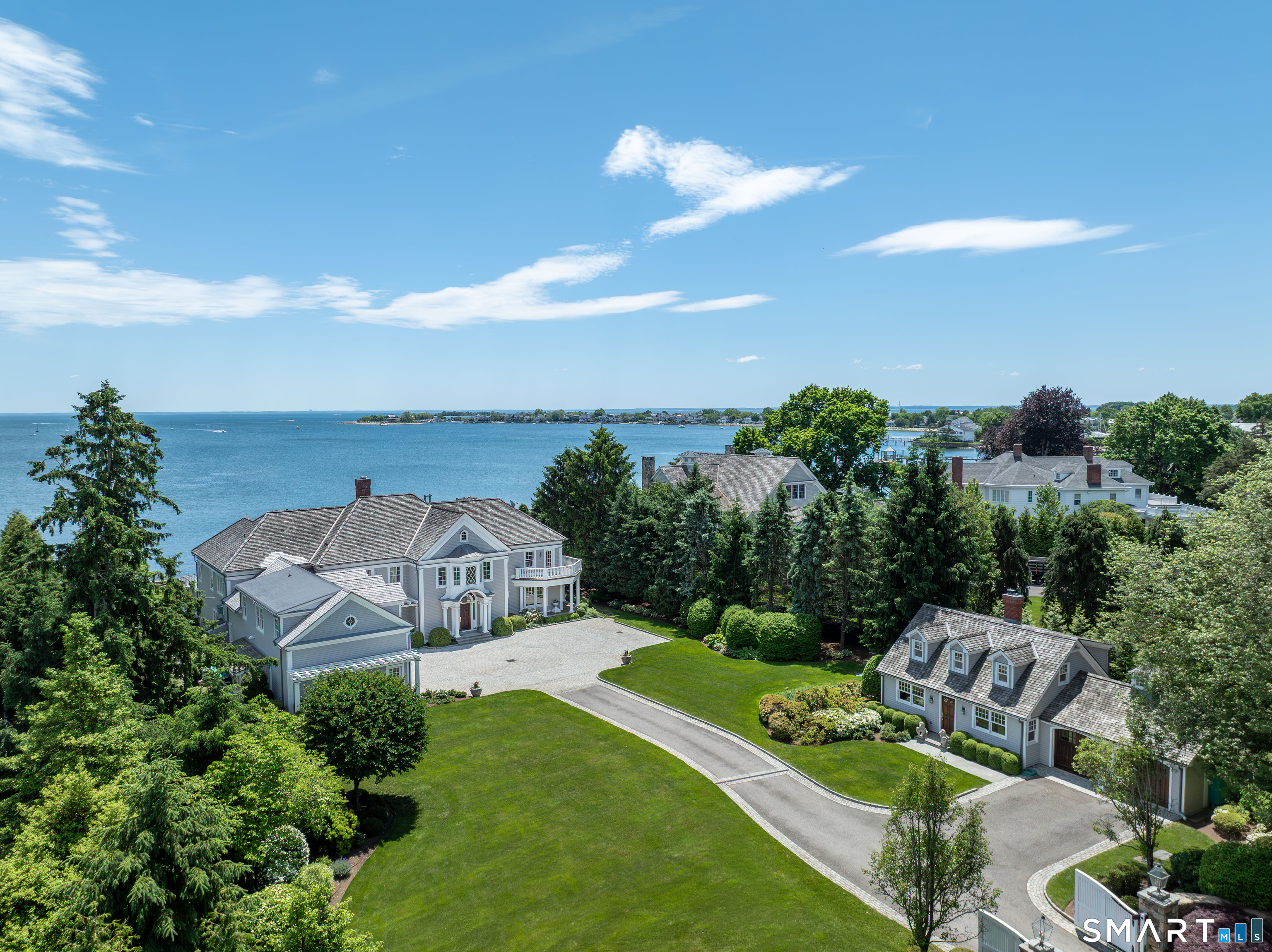 279 Saugatuck Avenue Property Photo 1