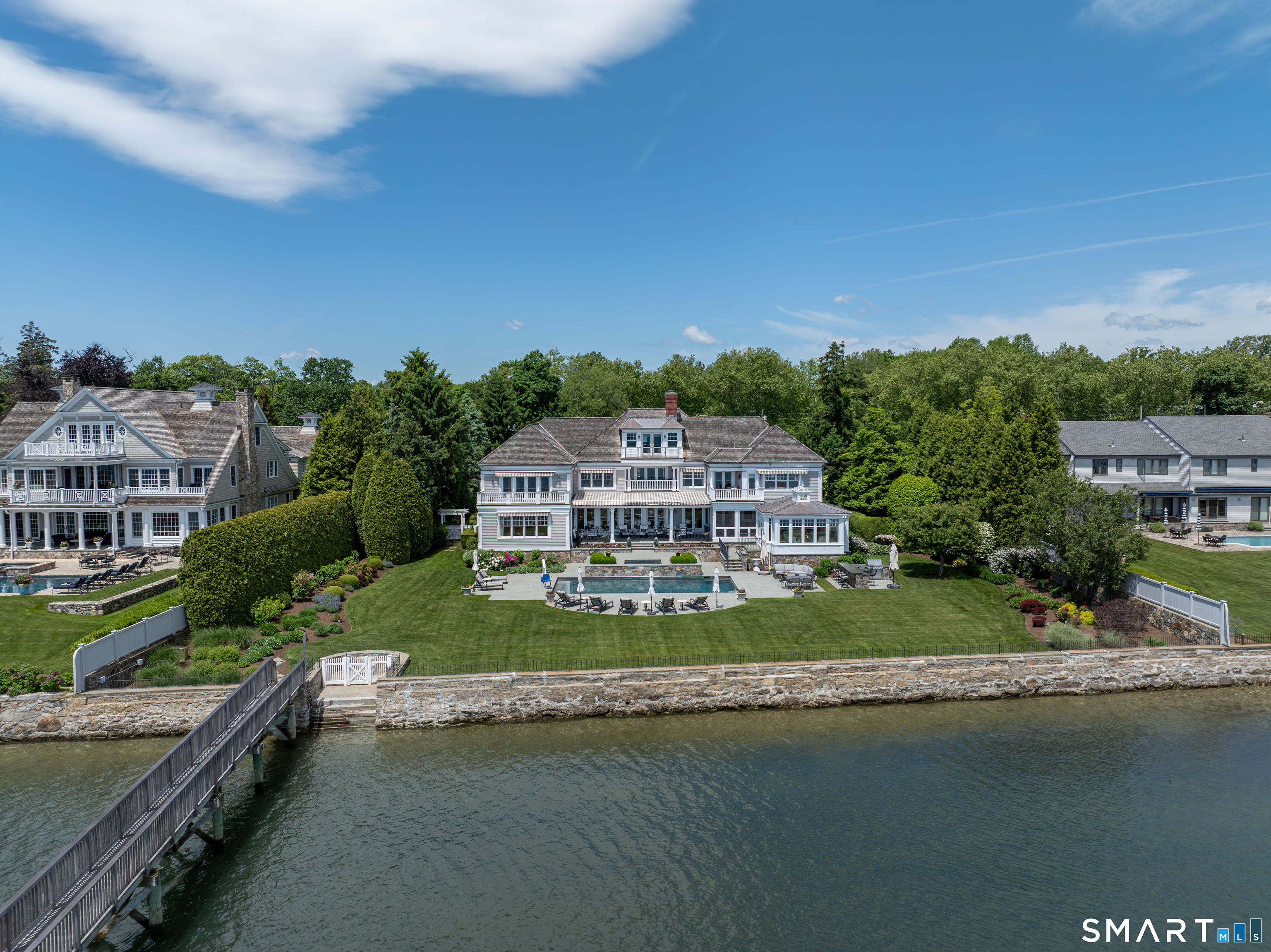 279 Saugatuck Avenue Property Photo 2