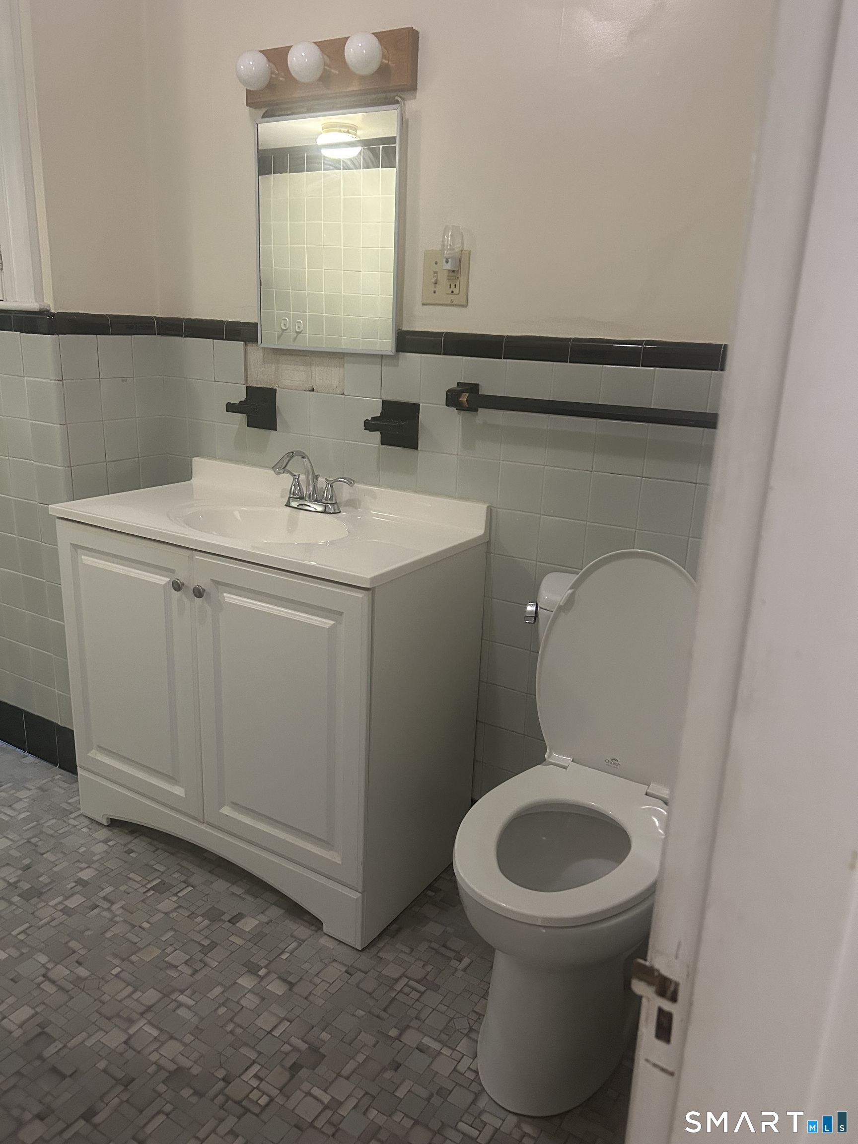 81 Robert Street Property Photo 25