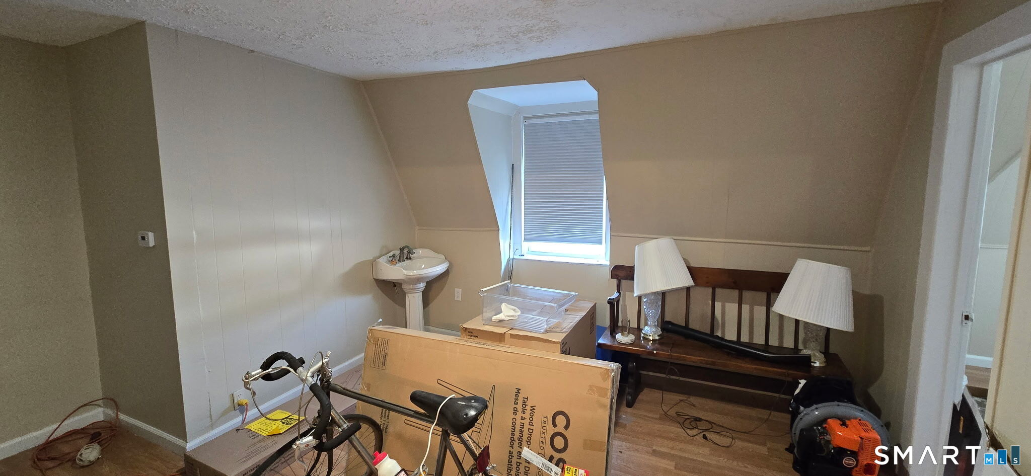 62-64 Capen Street Property Photo 4
