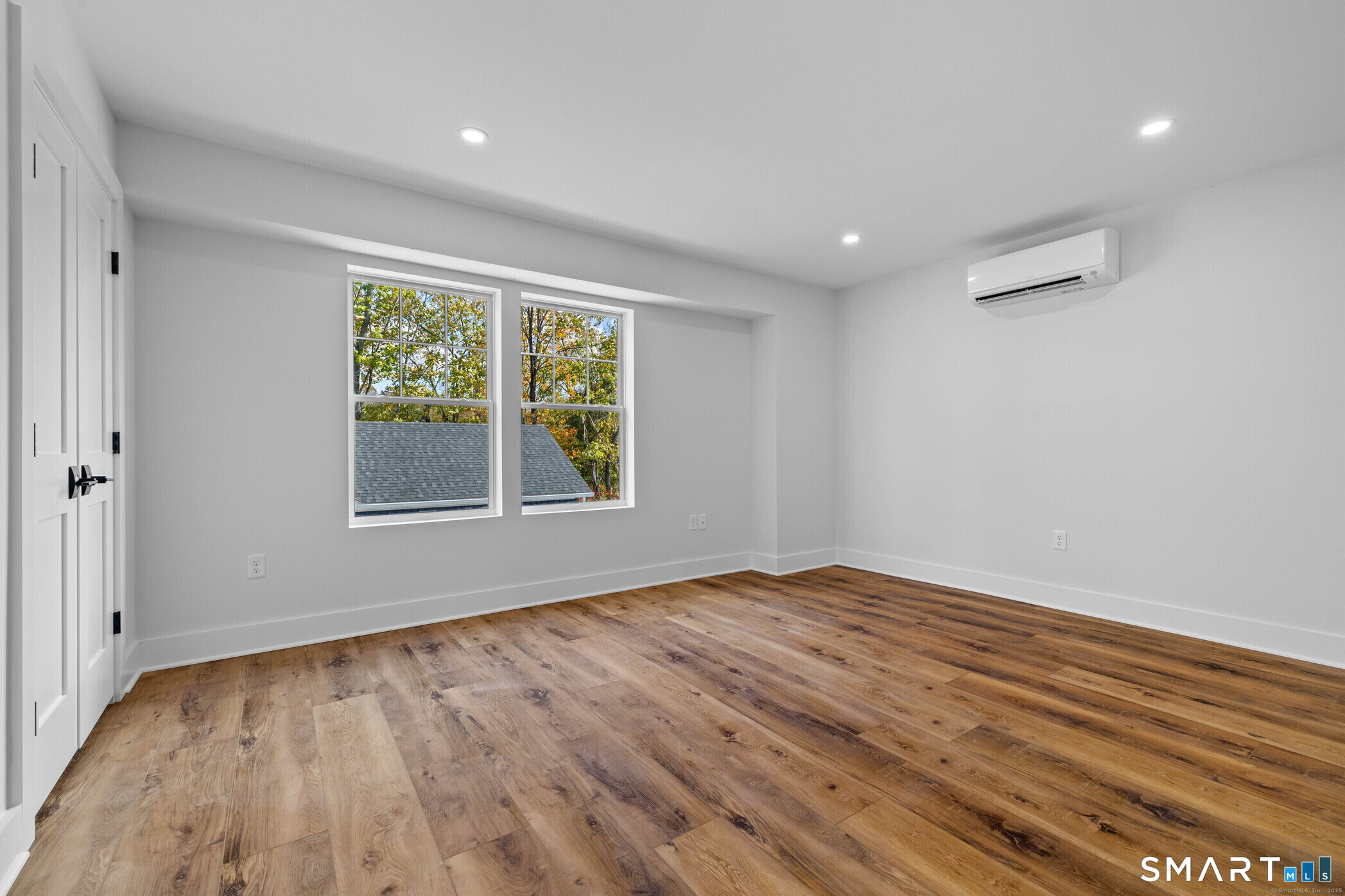 138 Boston Post 17 Road Property Photo 19