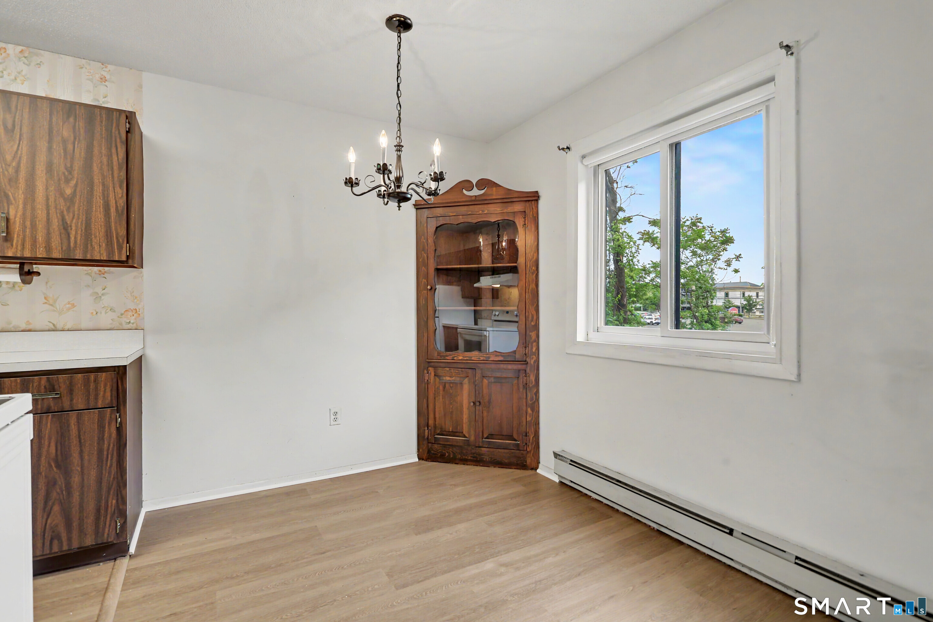 925 Longbrook 109 Avenue Property Photo 9