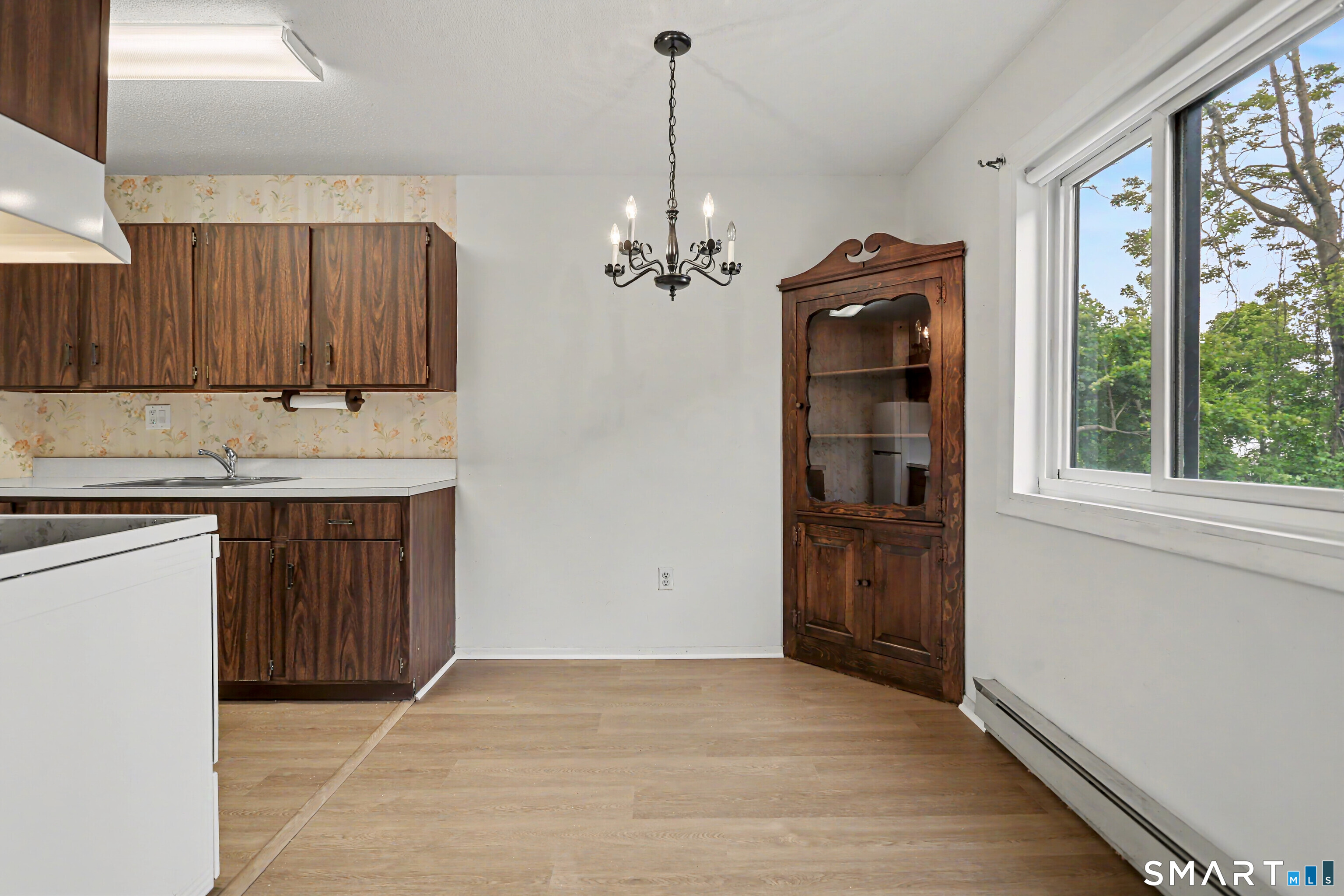 925 Longbrook 109 Avenue Property Photo 10