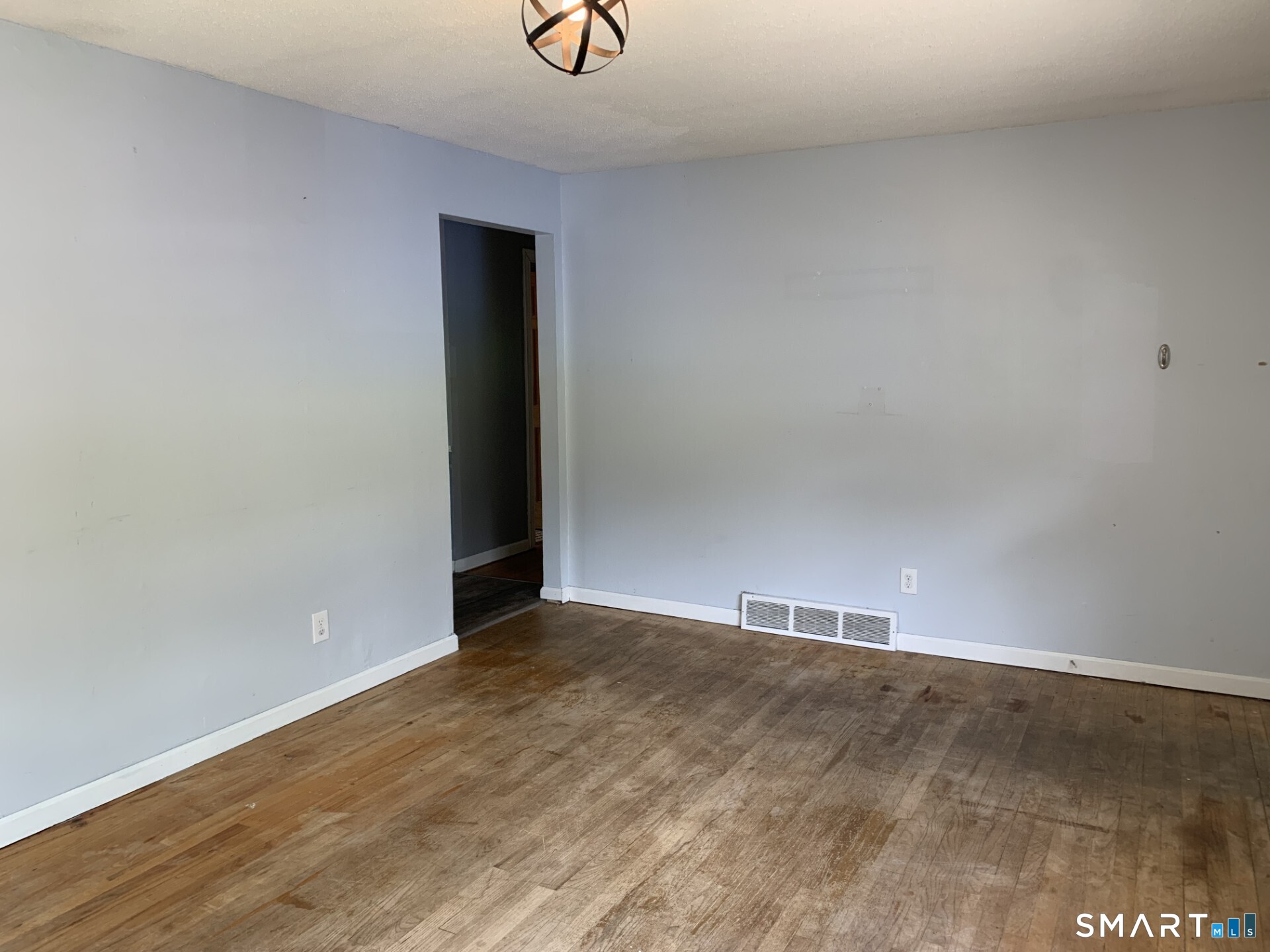 24 Sylvan Avenue Property Photo 7