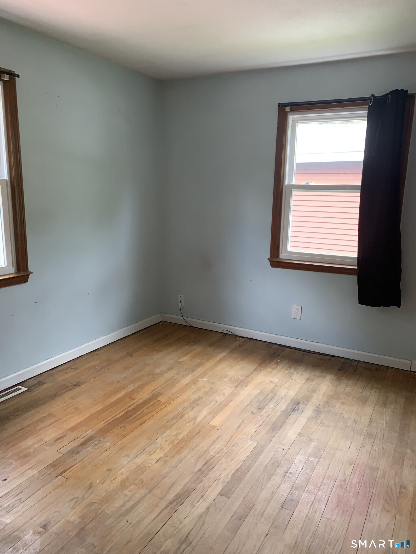 24 Sylvan Avenue Property Photo 14