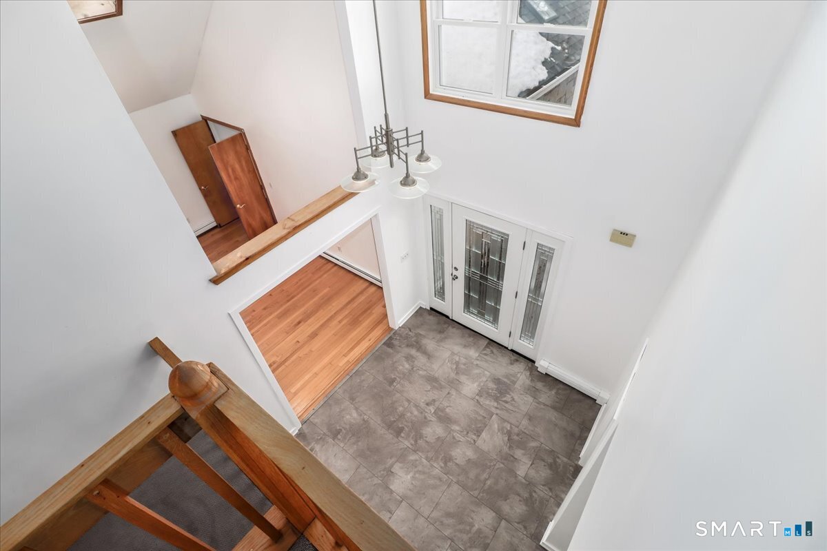 8 Pebble Lane Property Photo 22