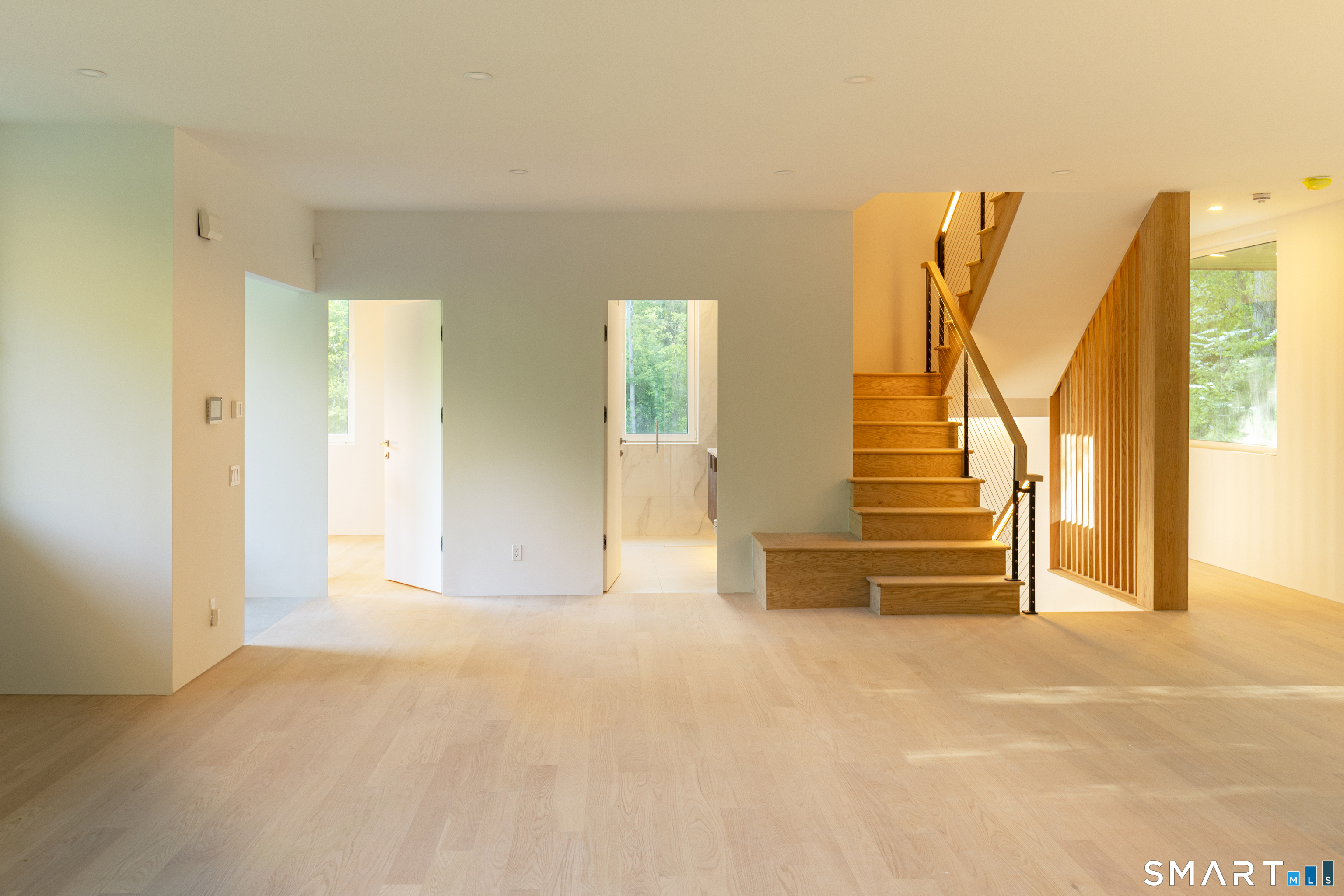 205 Hyerdale East Drive Property Photo 4