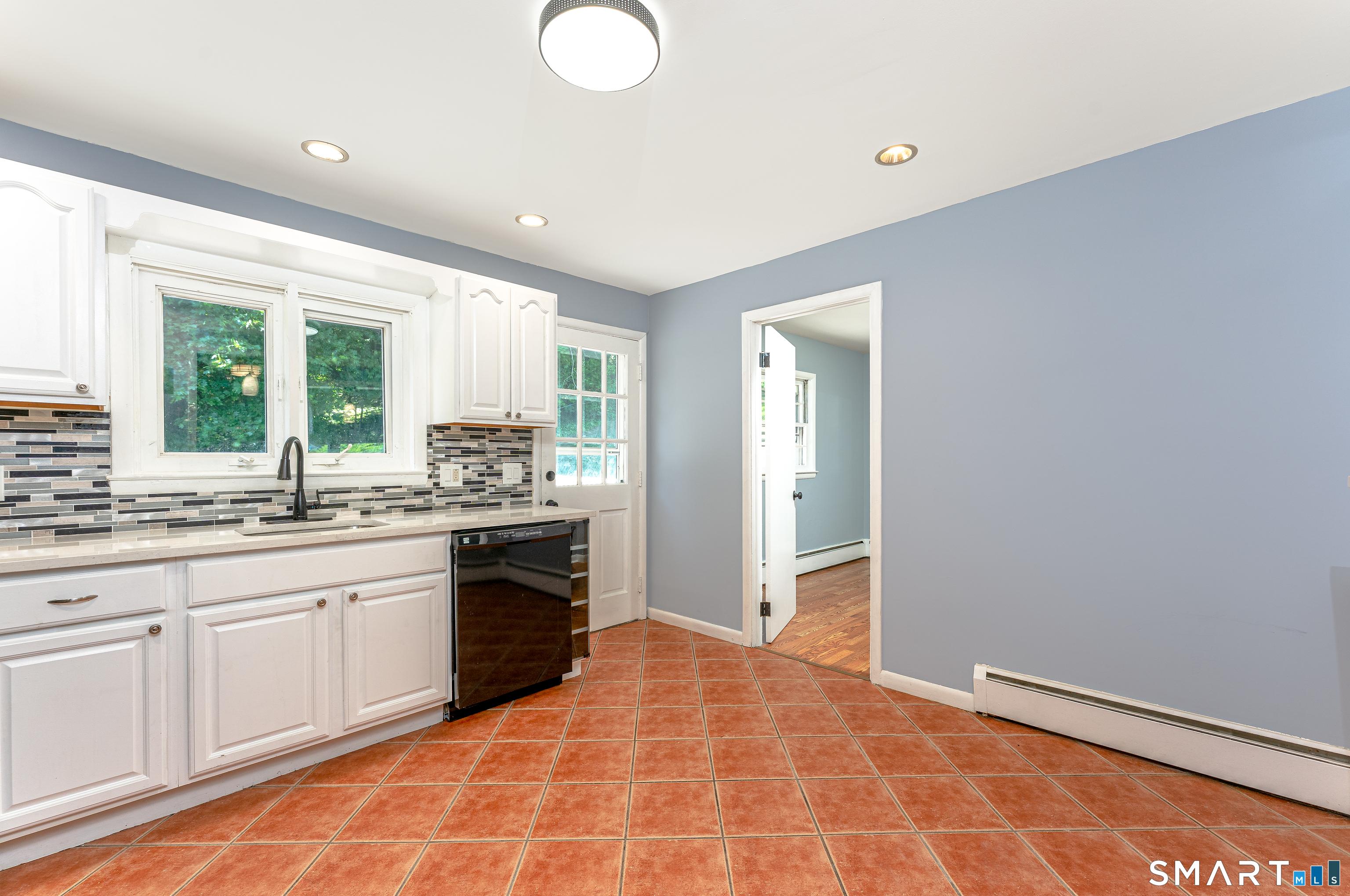 47 Juniper Ridge Drive Property Photo 11
