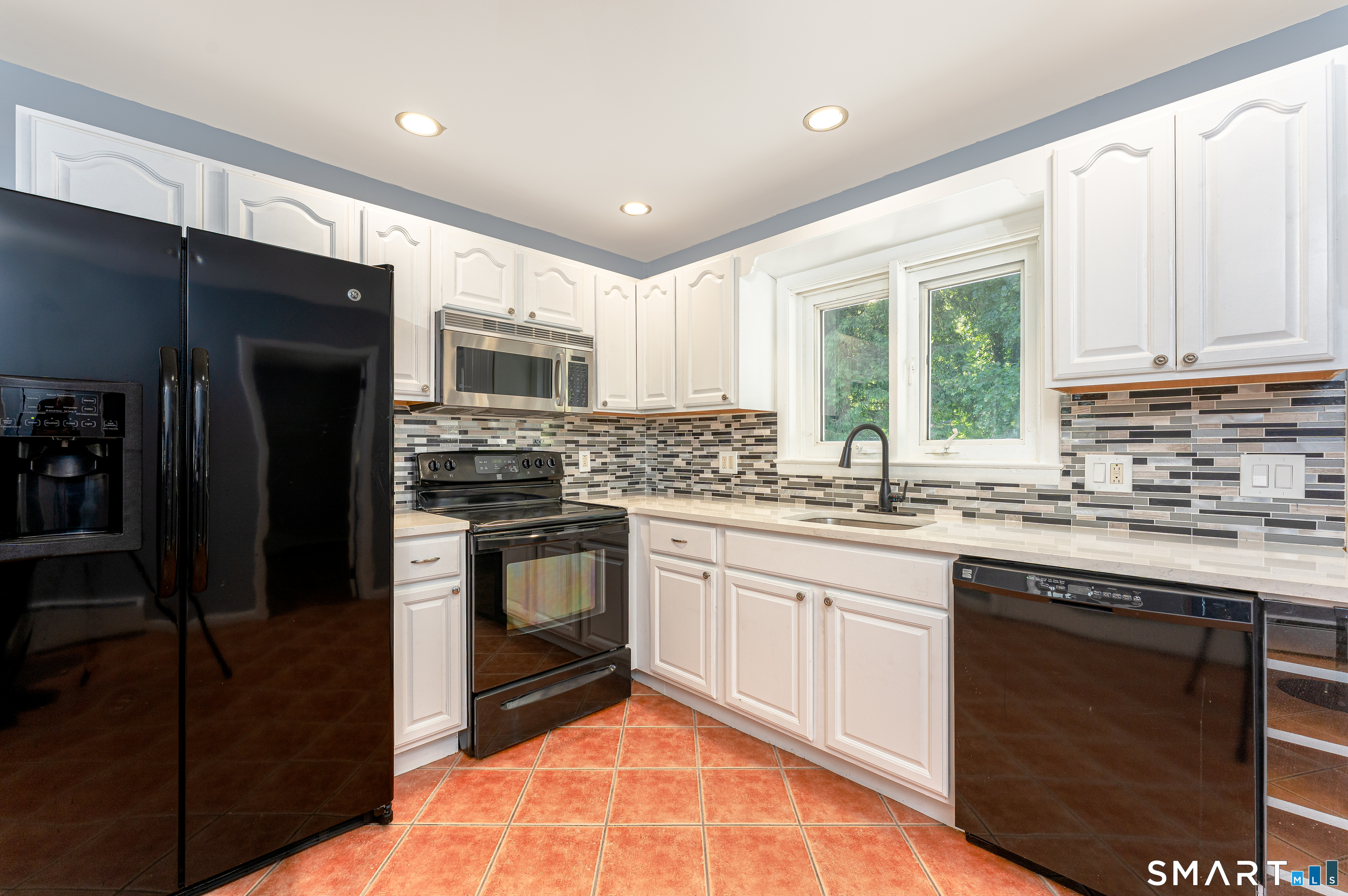 47 Juniper Ridge Drive Property Photo 12