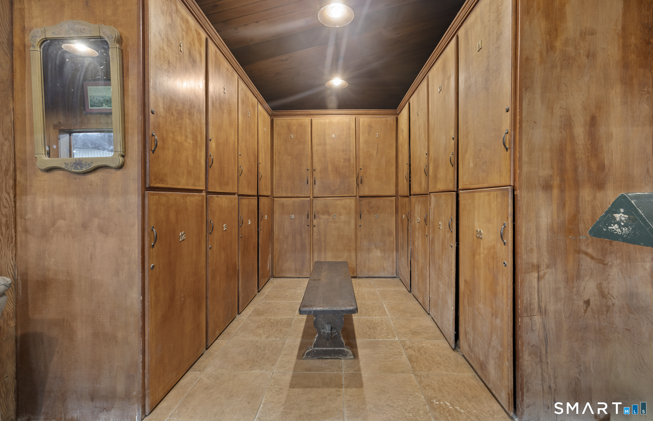 210 South Street Property Photo 14