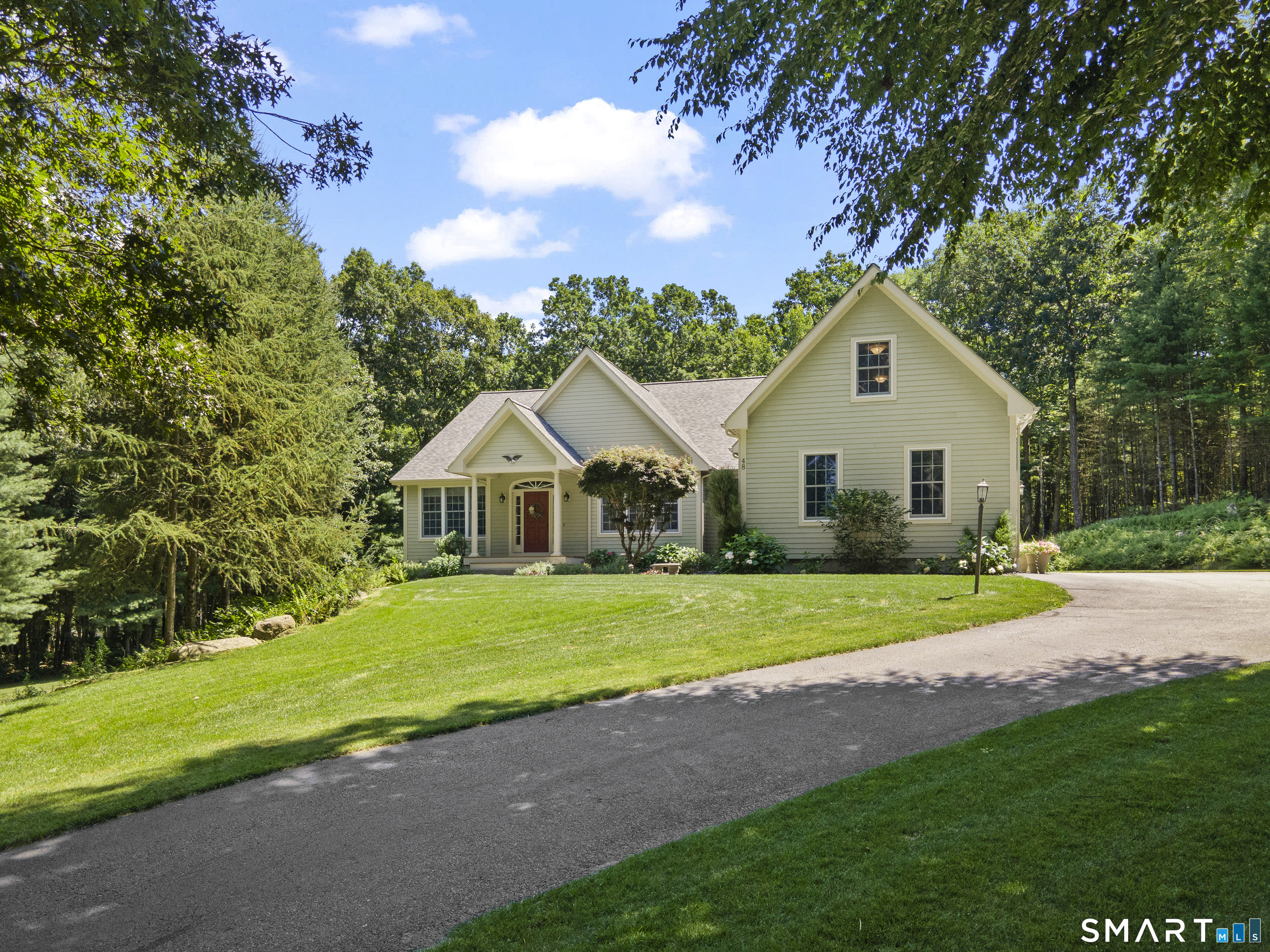 48 Grey Fox Landing Property Photo 1