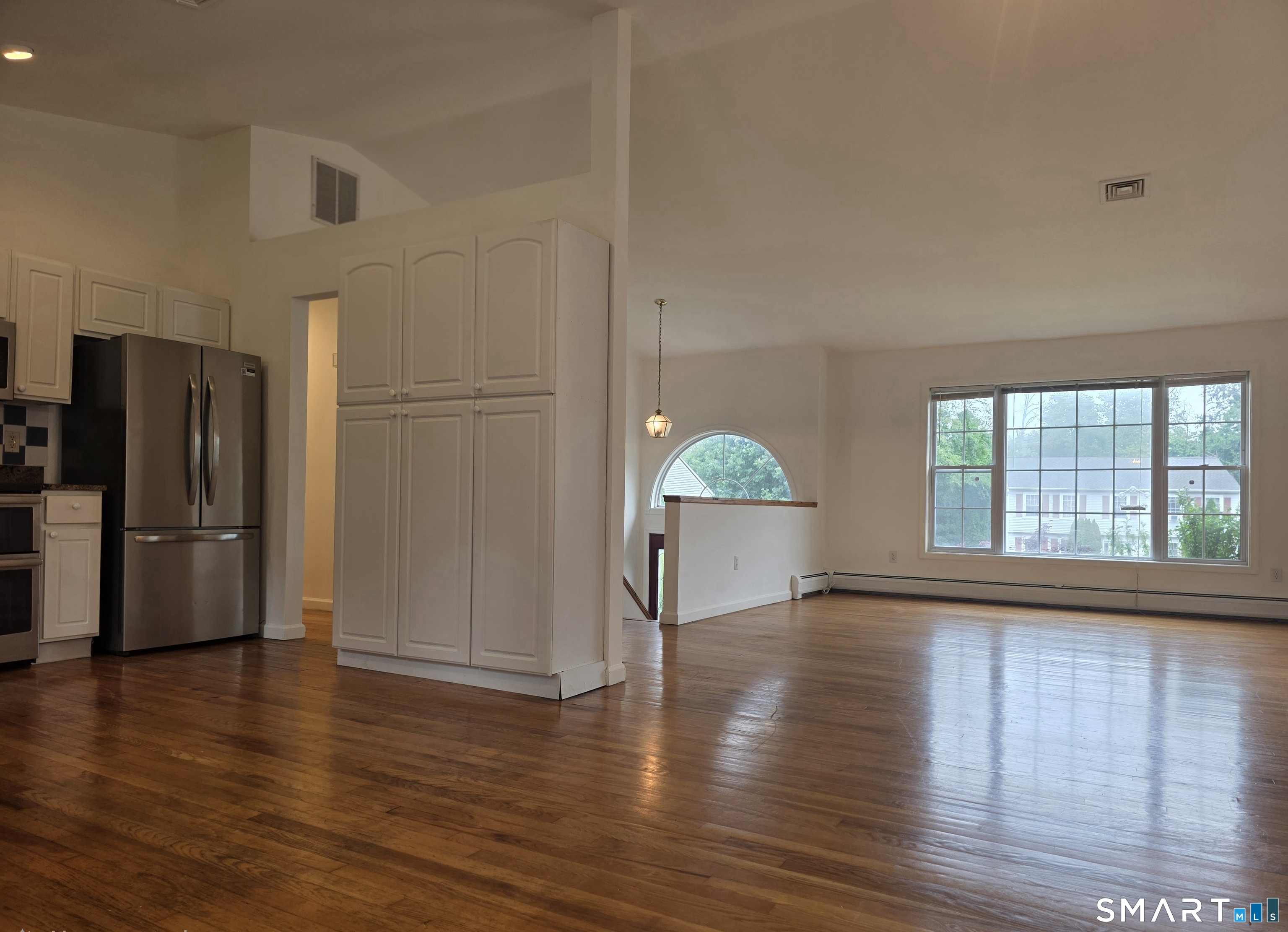 5 Oaktree Court Property Photo 11