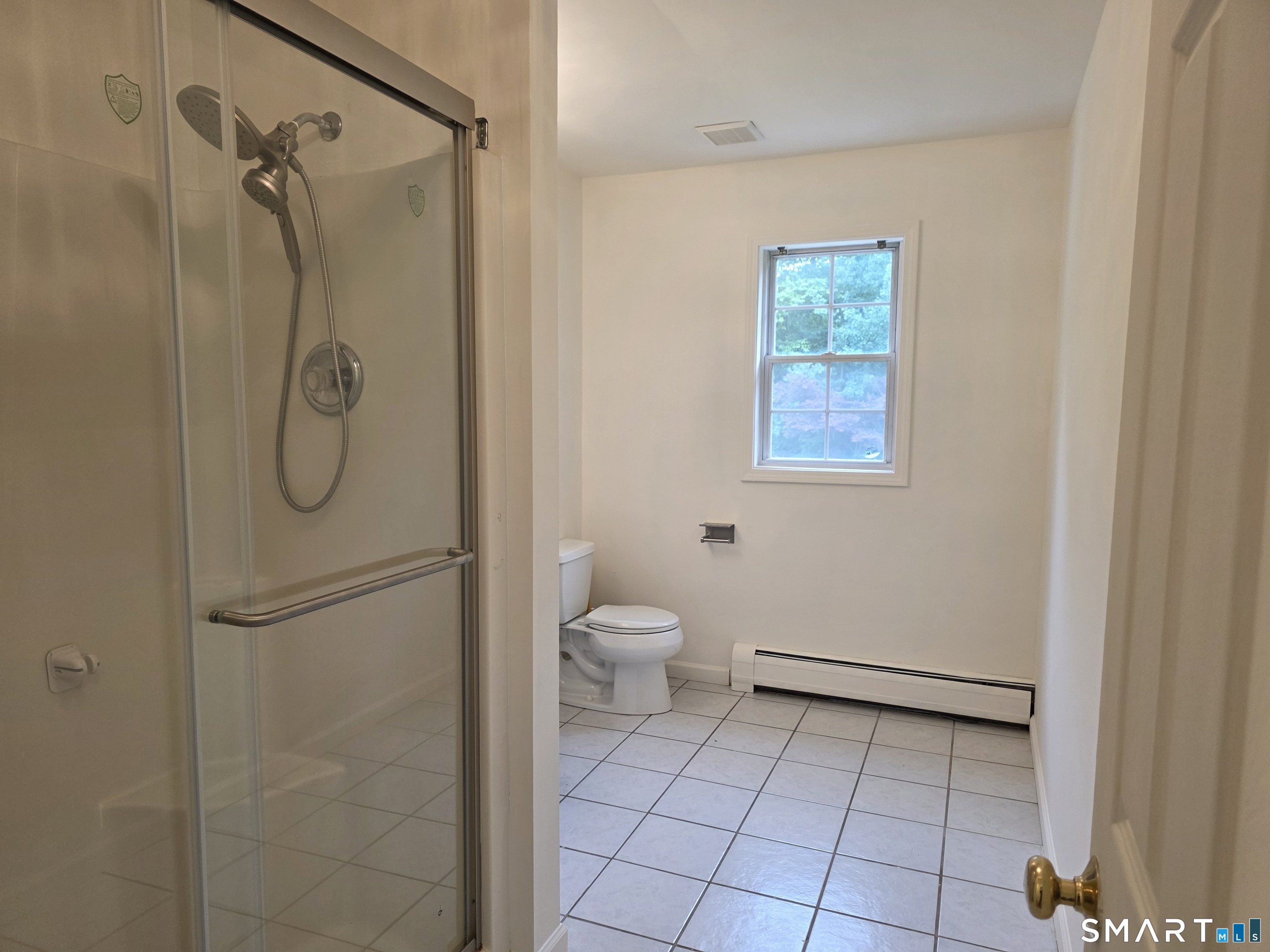 5 Oaktree Court Property Photo 13