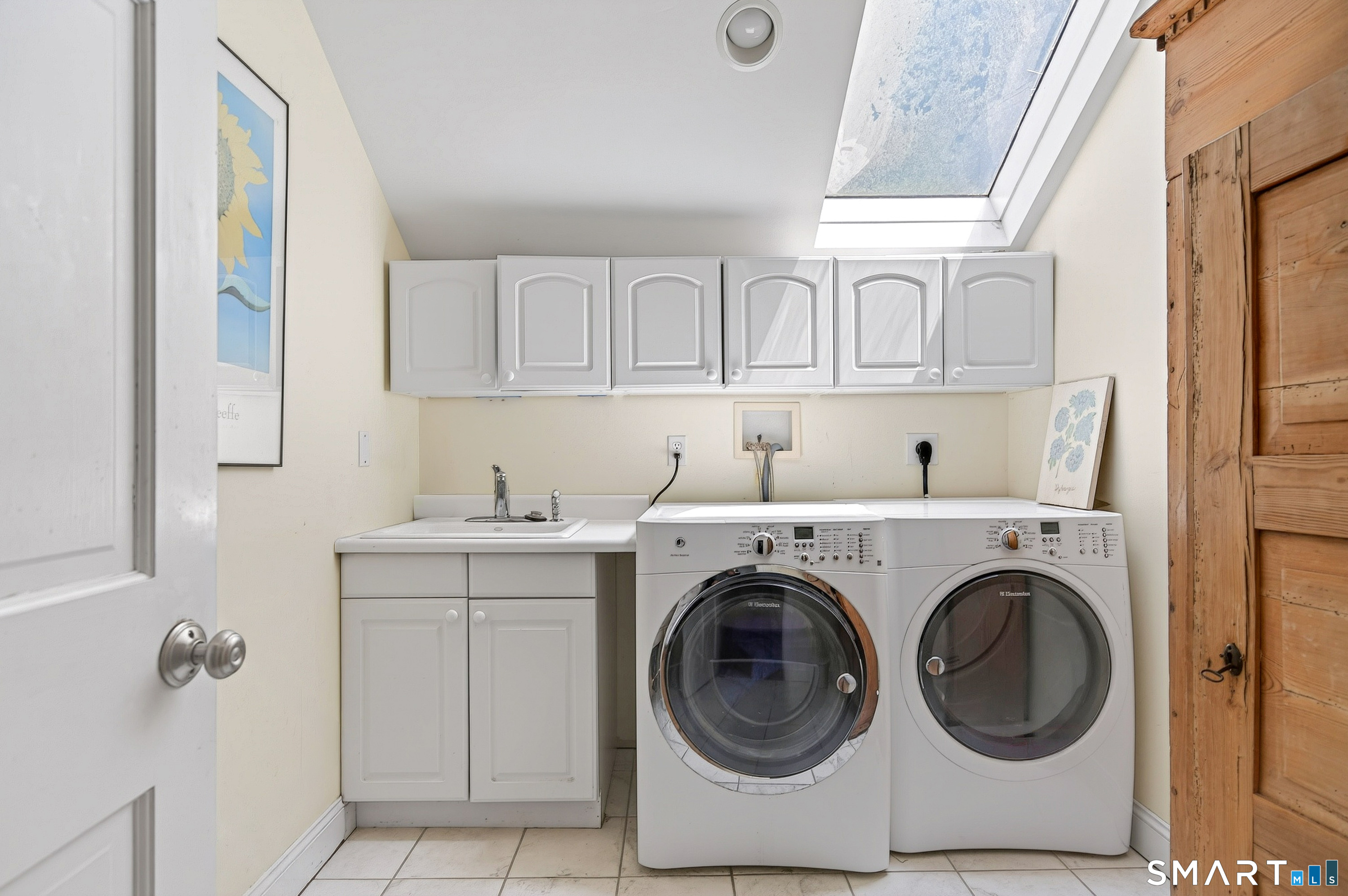 69 Richmondville Avenue Property Photo 13