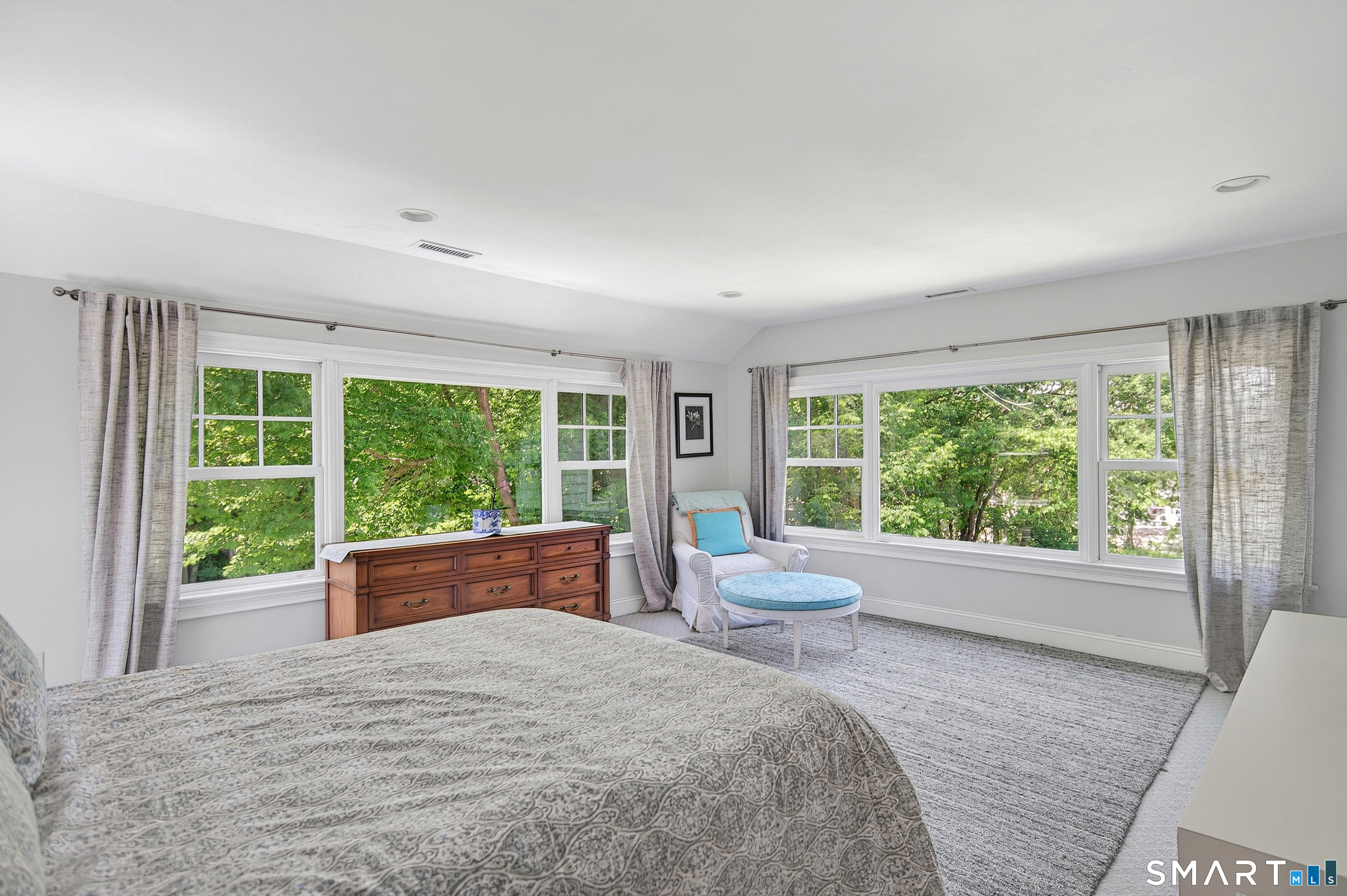 69 Richmondville Avenue Property Photo 14