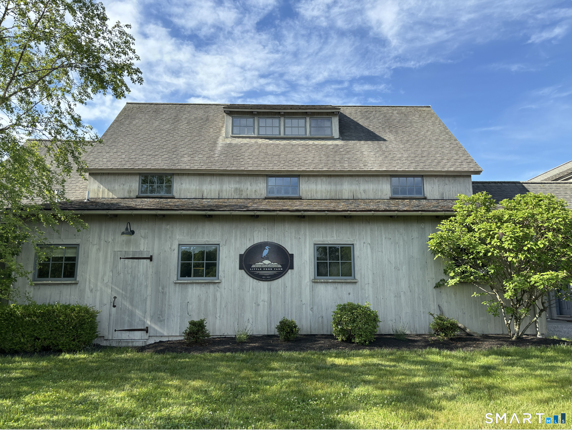 305 Pequot Trail Property Photo 3