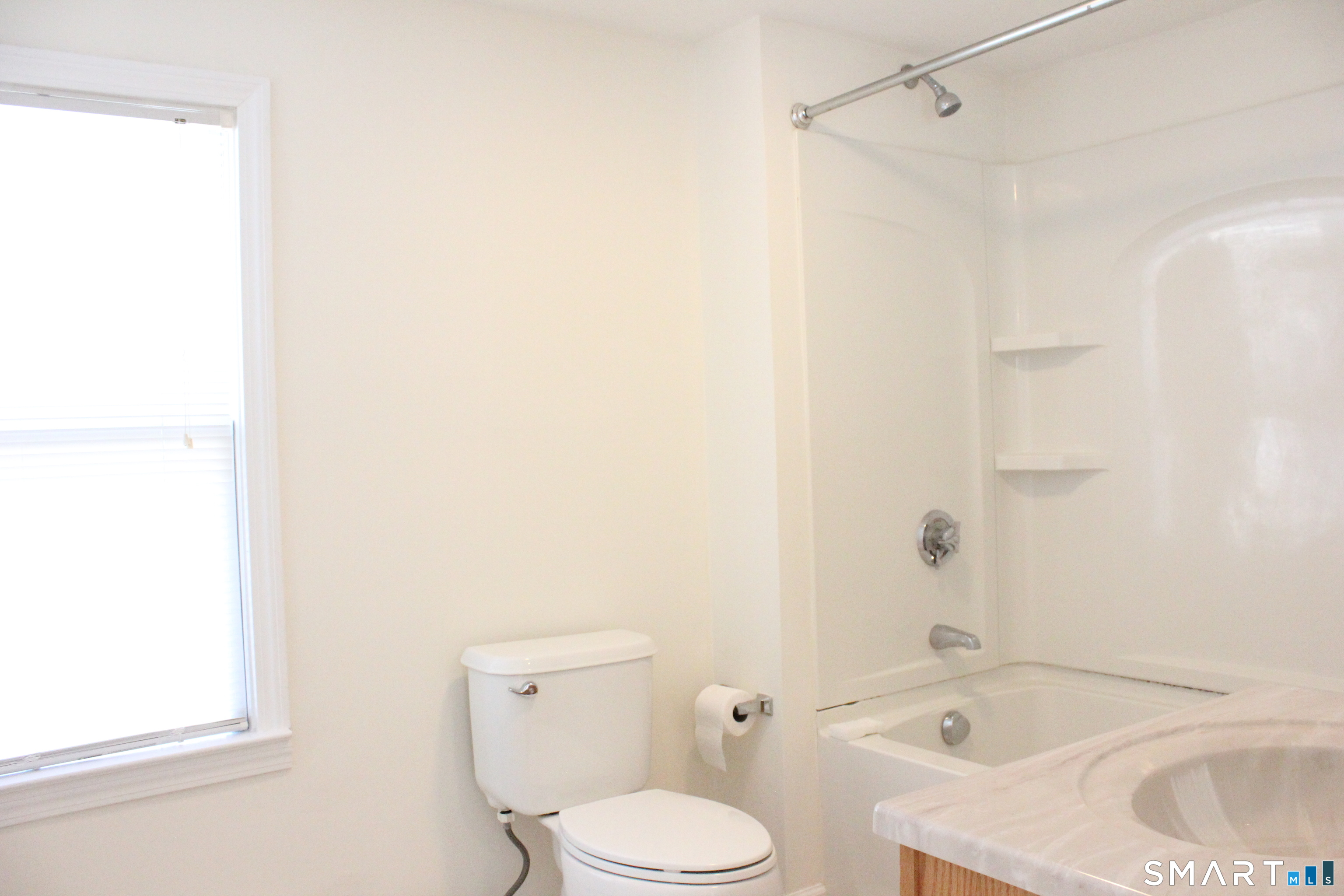 42 William 2 Street Property Photo 10