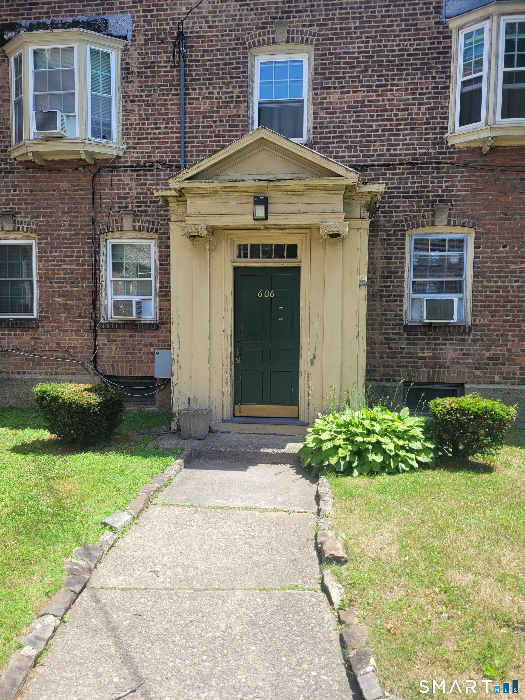 606 Wilmot 4 Avenue Property Photo 1