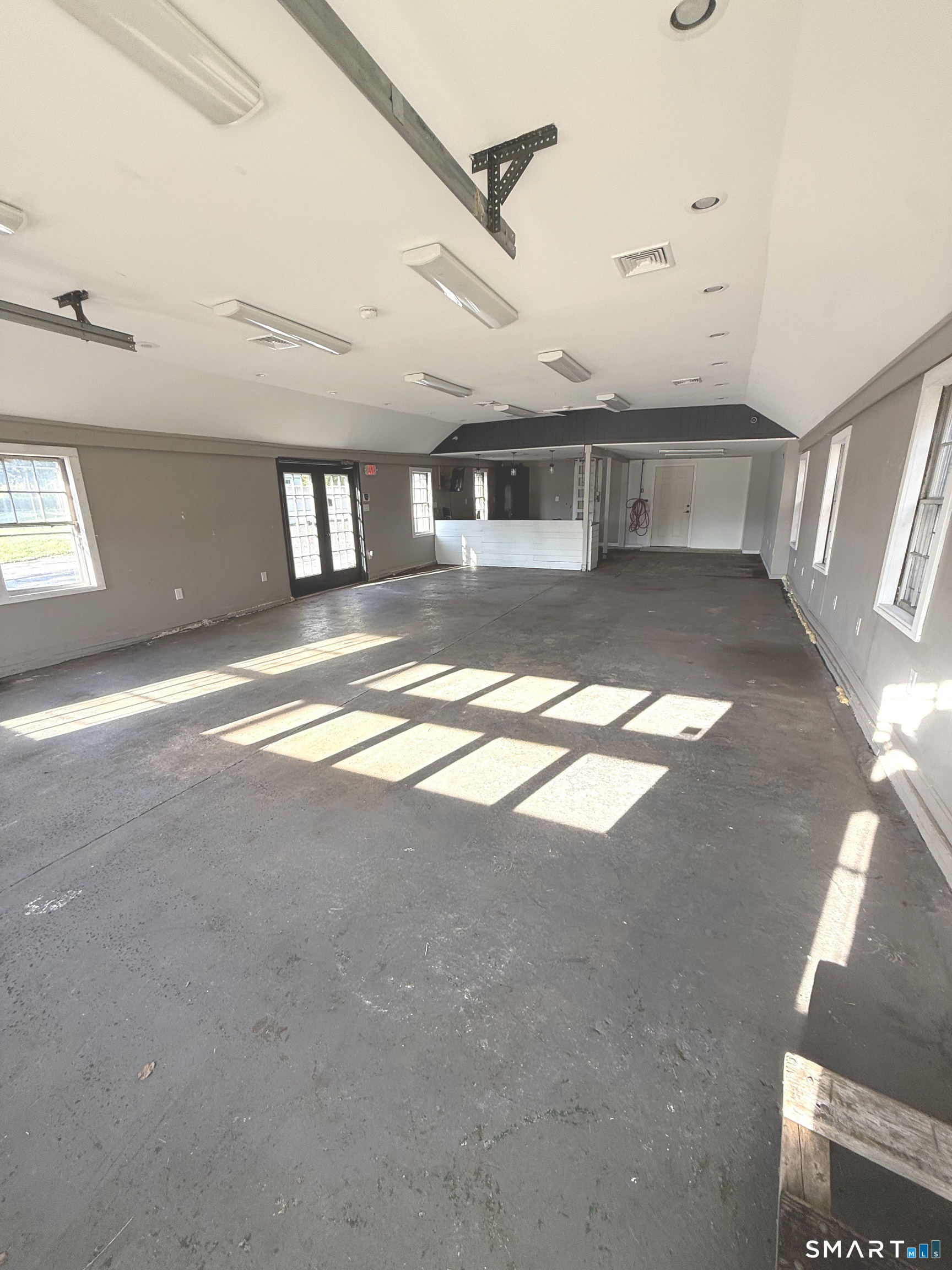 152 Guilford Road Property Photo 8