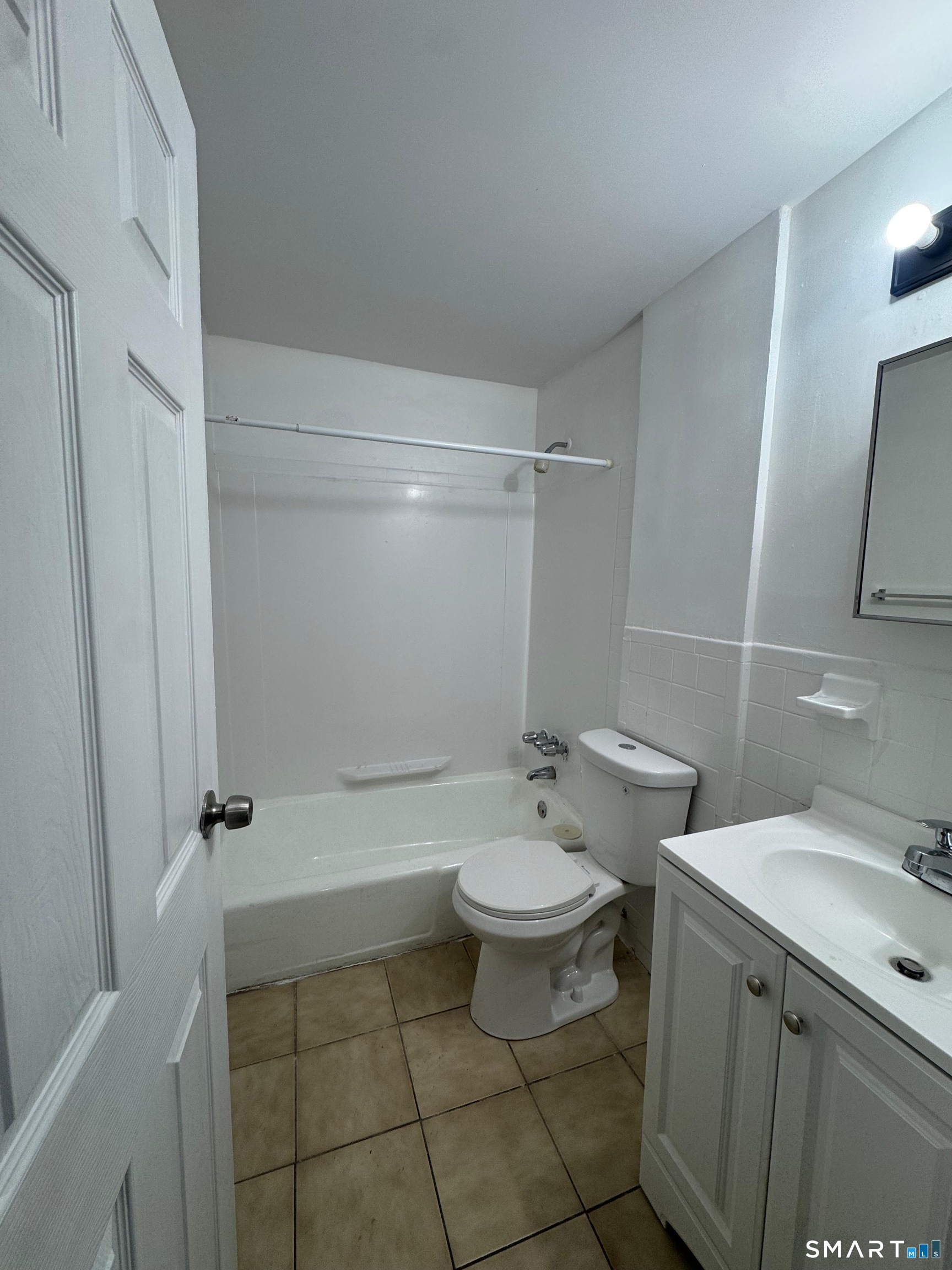 129 Black Rock 13 Avenue Property Photo 4