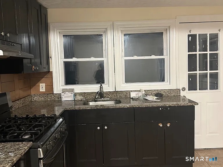 24181213 Property Photo 1