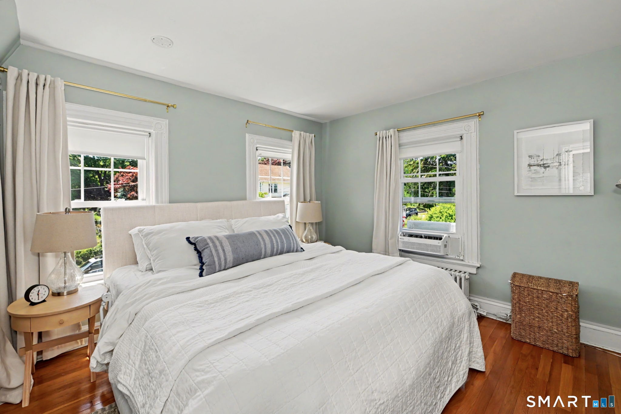 80 Leonard Street Property Photo 19