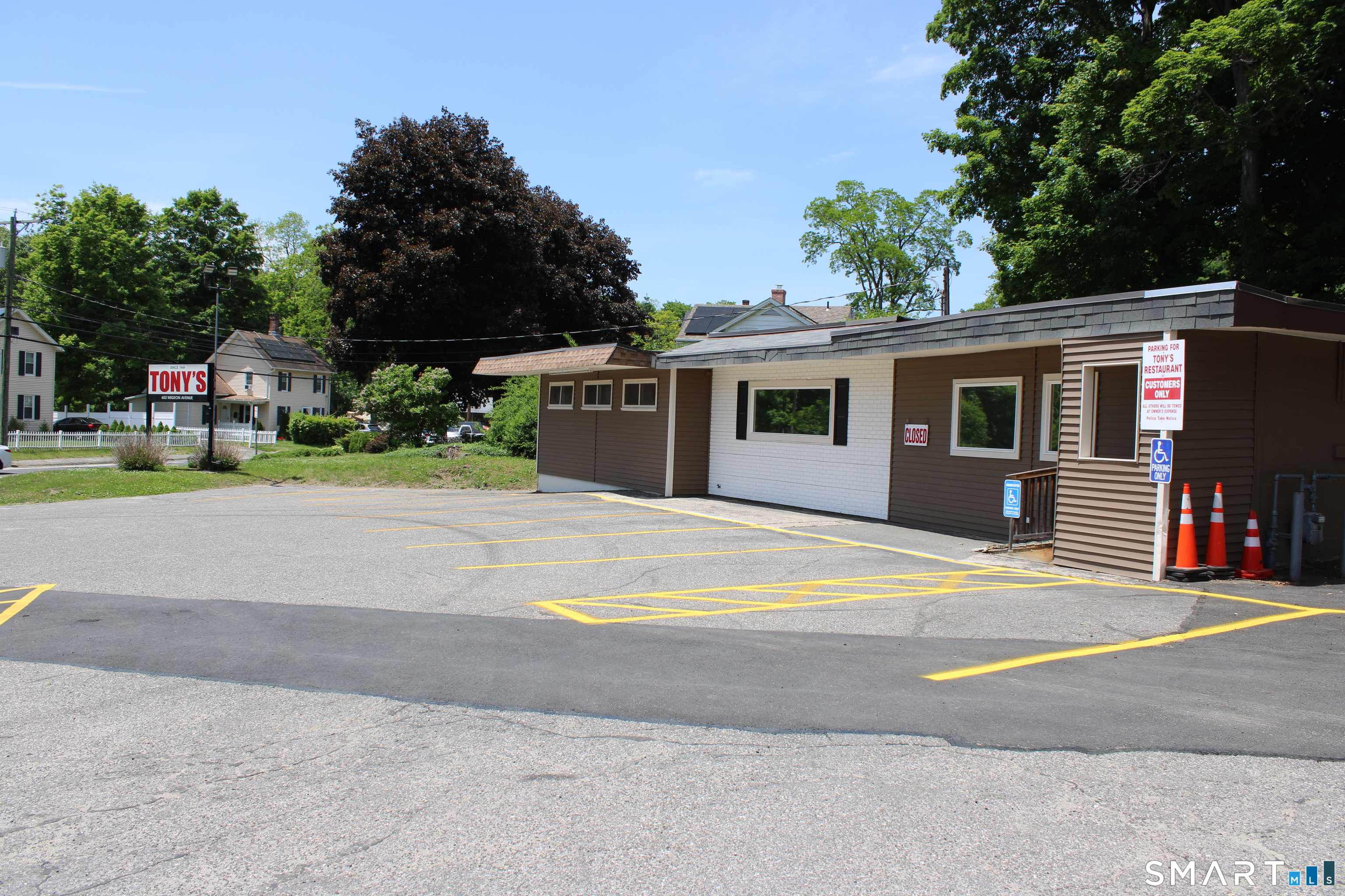 652 Migeon Avenue Property Photo 3
