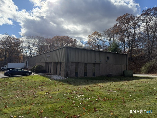 15 Container Drive Property Photo 1