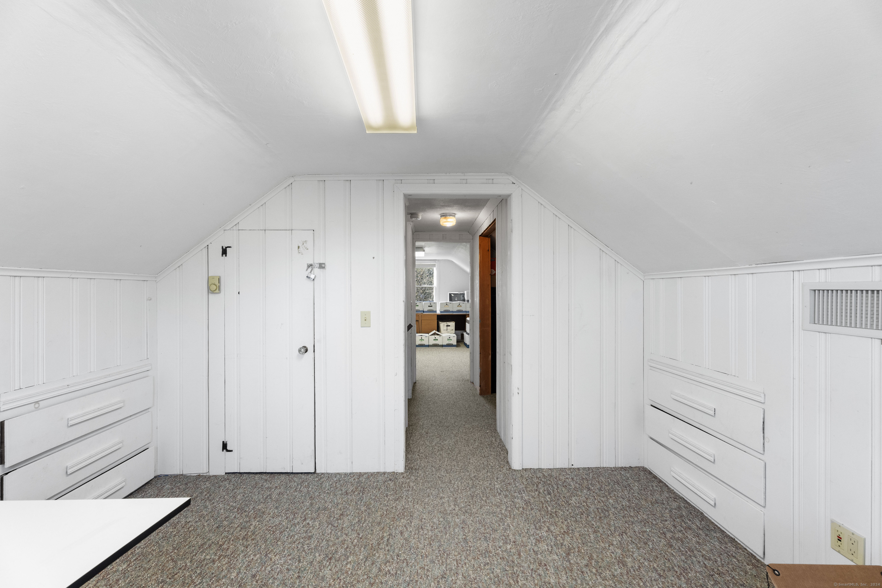1204 North Road Property Photo 28