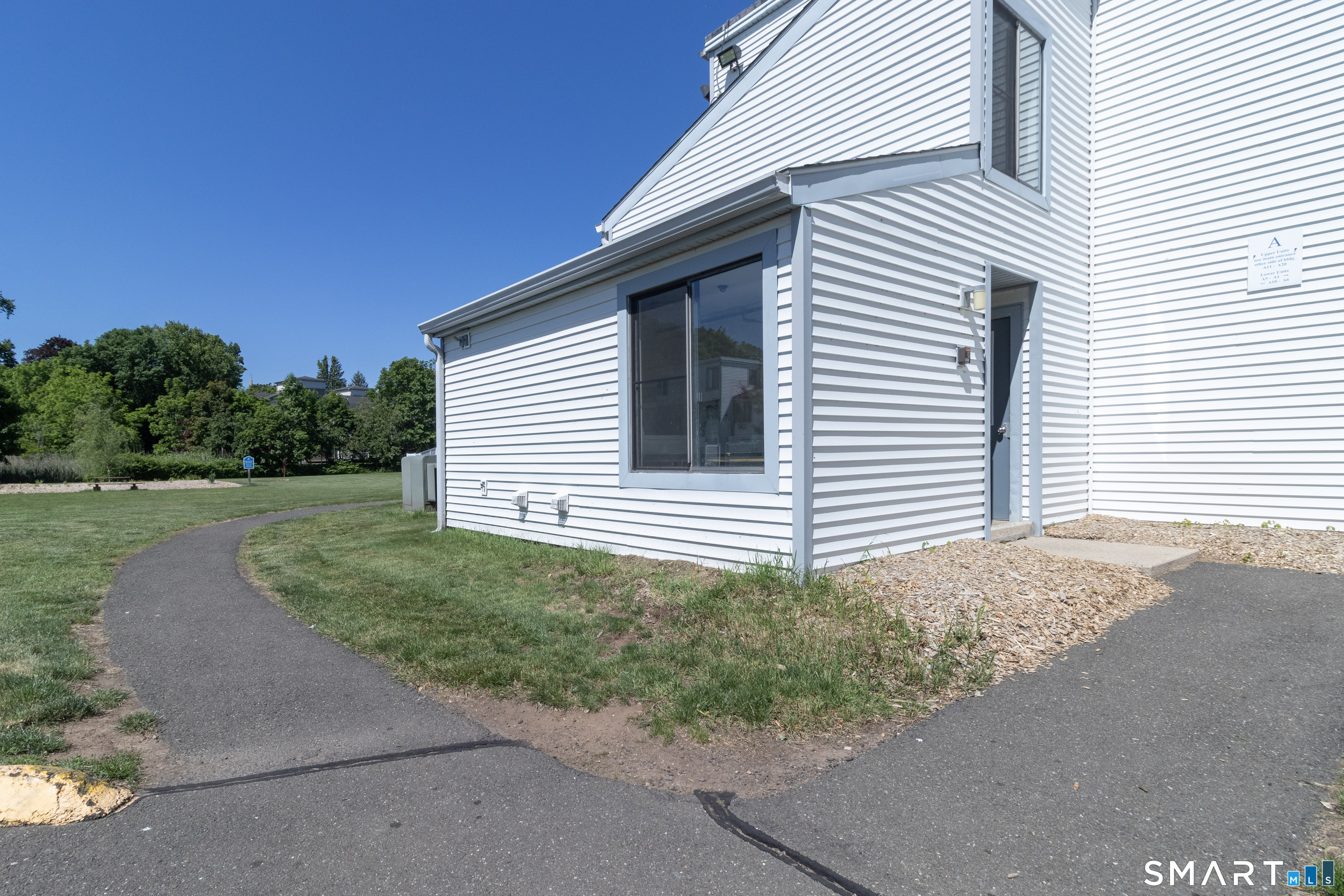 18 Hamre A Lane Property Photo 5