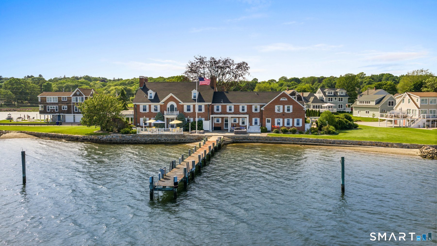 30 Essex Street Property Photo 3
