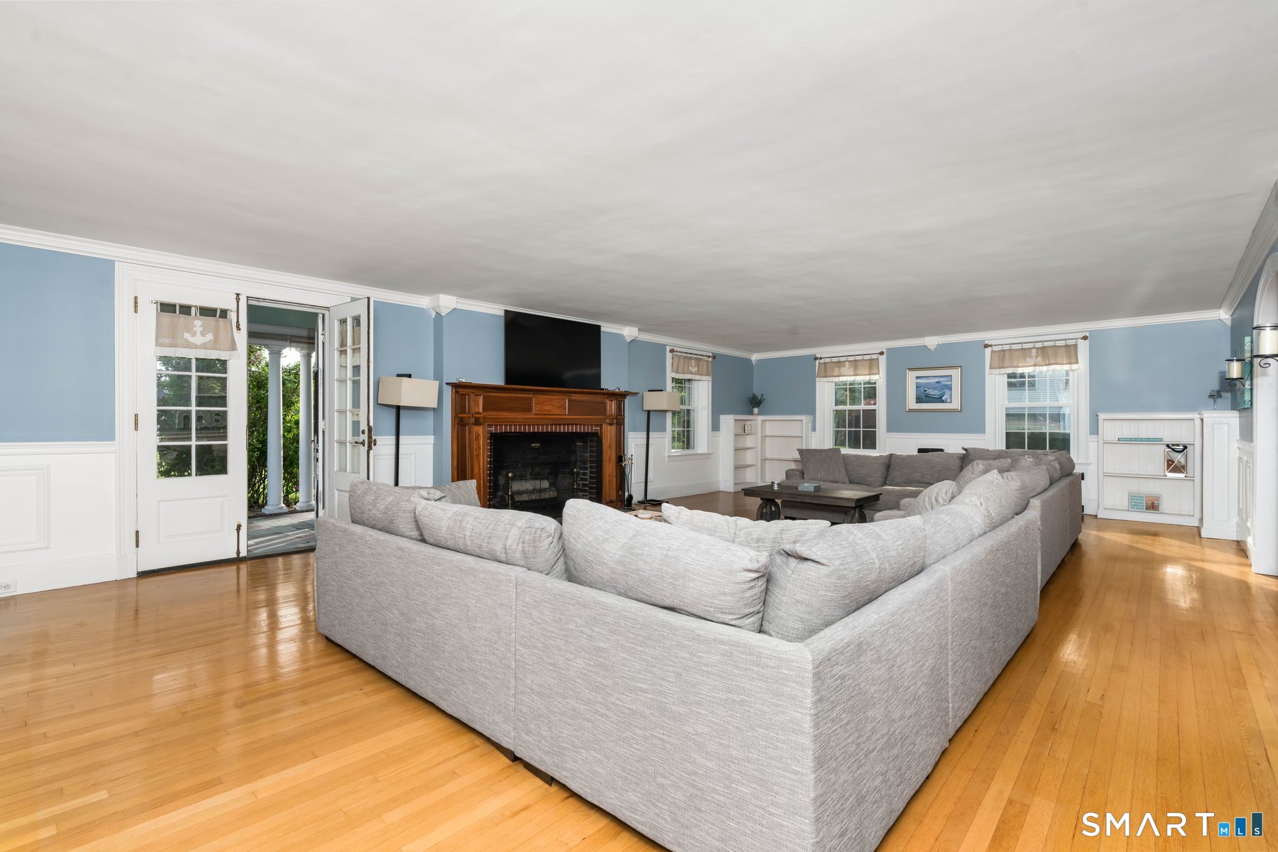 30 Essex Street Property Photo 12