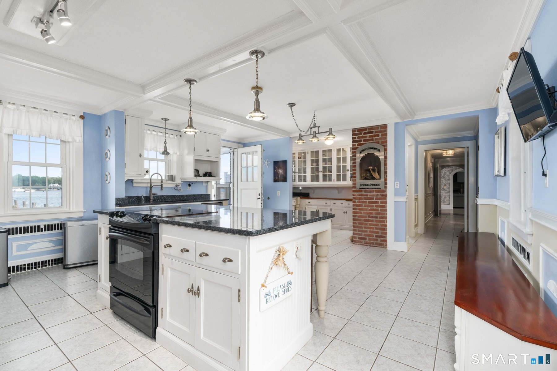 30 Essex Street Property Photo 14