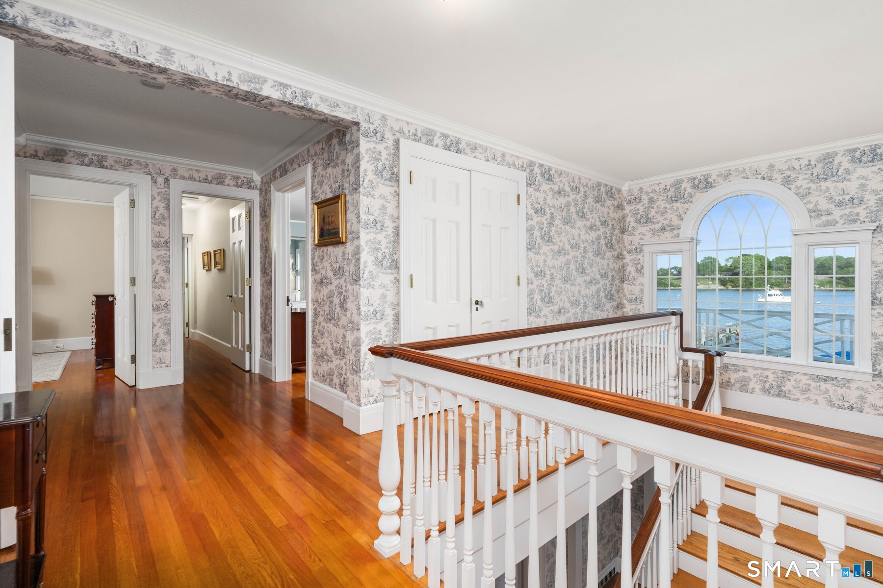 30 Essex Street Property Photo 22