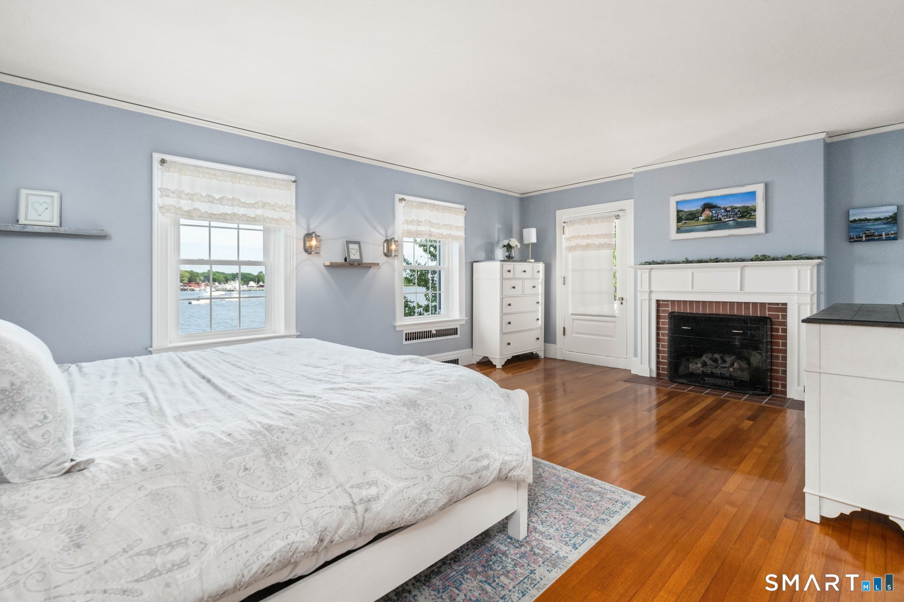 30 Essex Street Property Photo 23