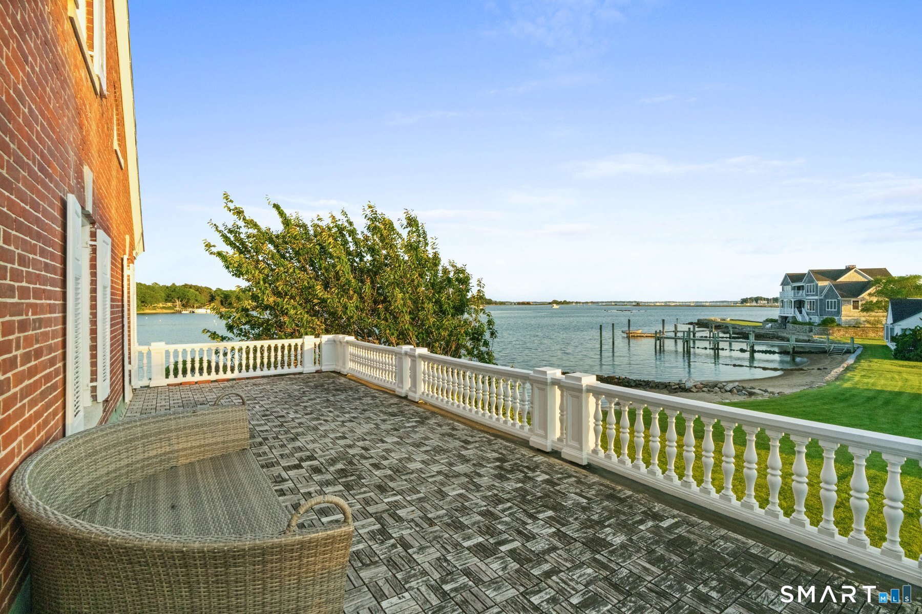 30 Essex Street Property Photo 25