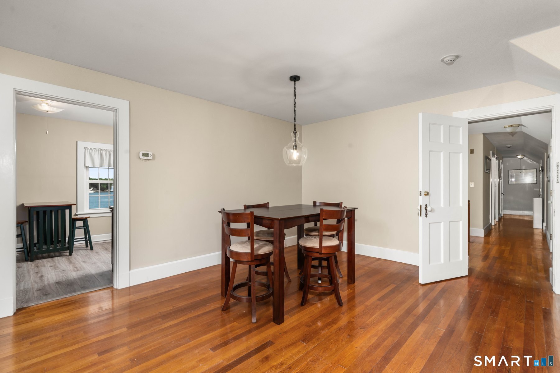 30 Essex Street Property Photo 31