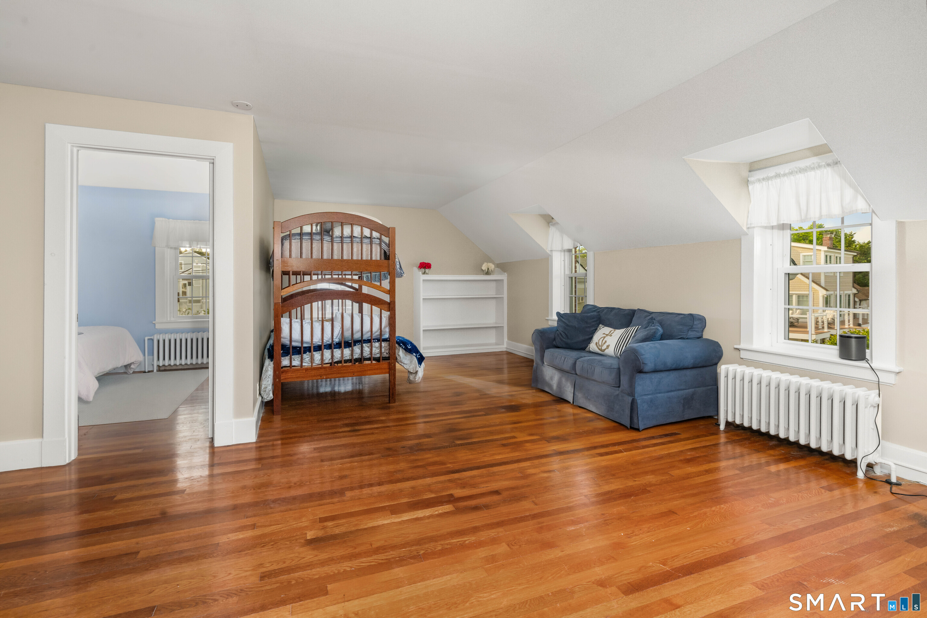 30 Essex Street Property Photo 32