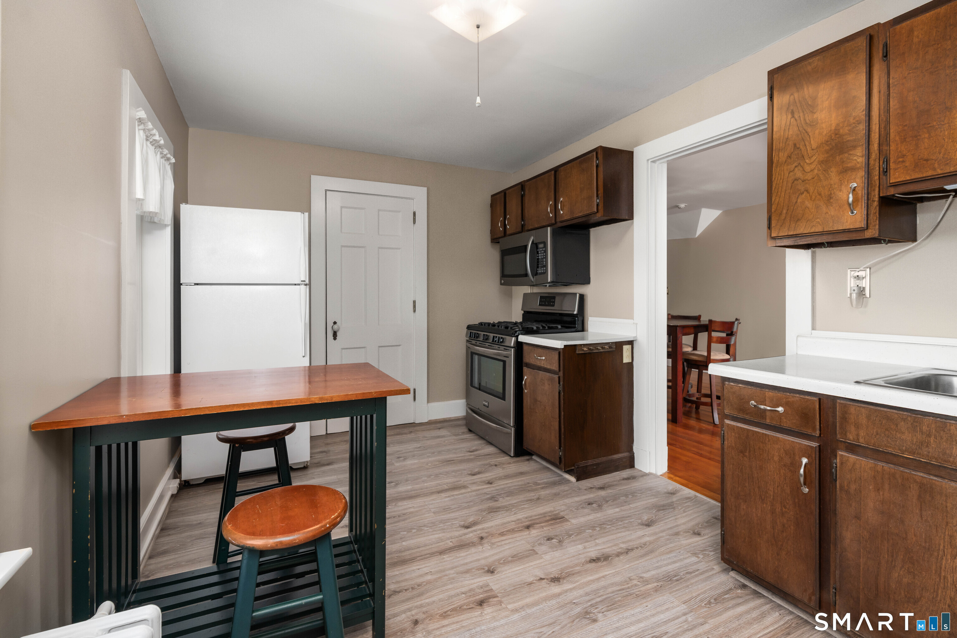 30 Essex Street Property Photo 35