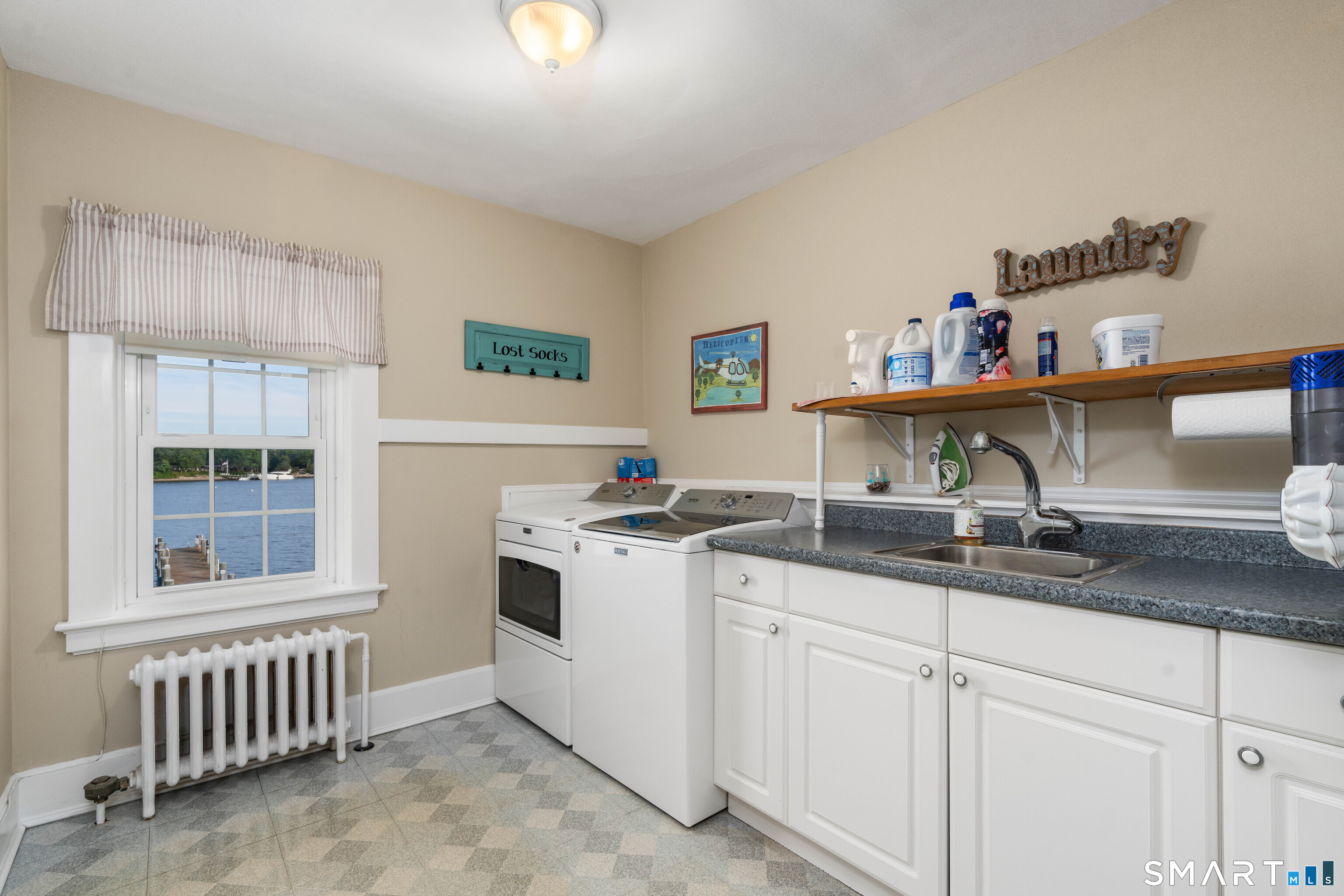 30 Essex Street Property Photo 36