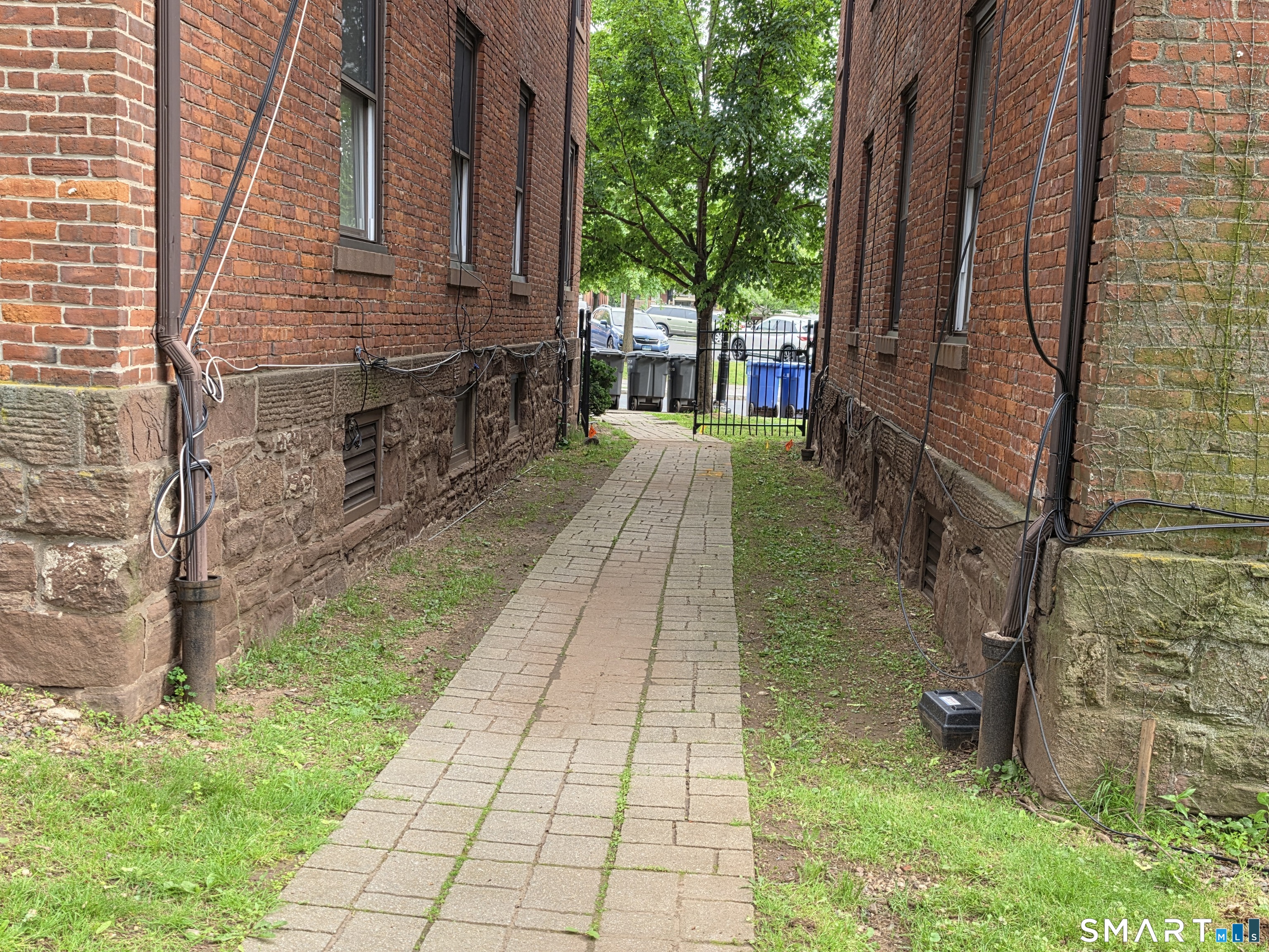 68-70 Morris 201 Street Property Photo 2