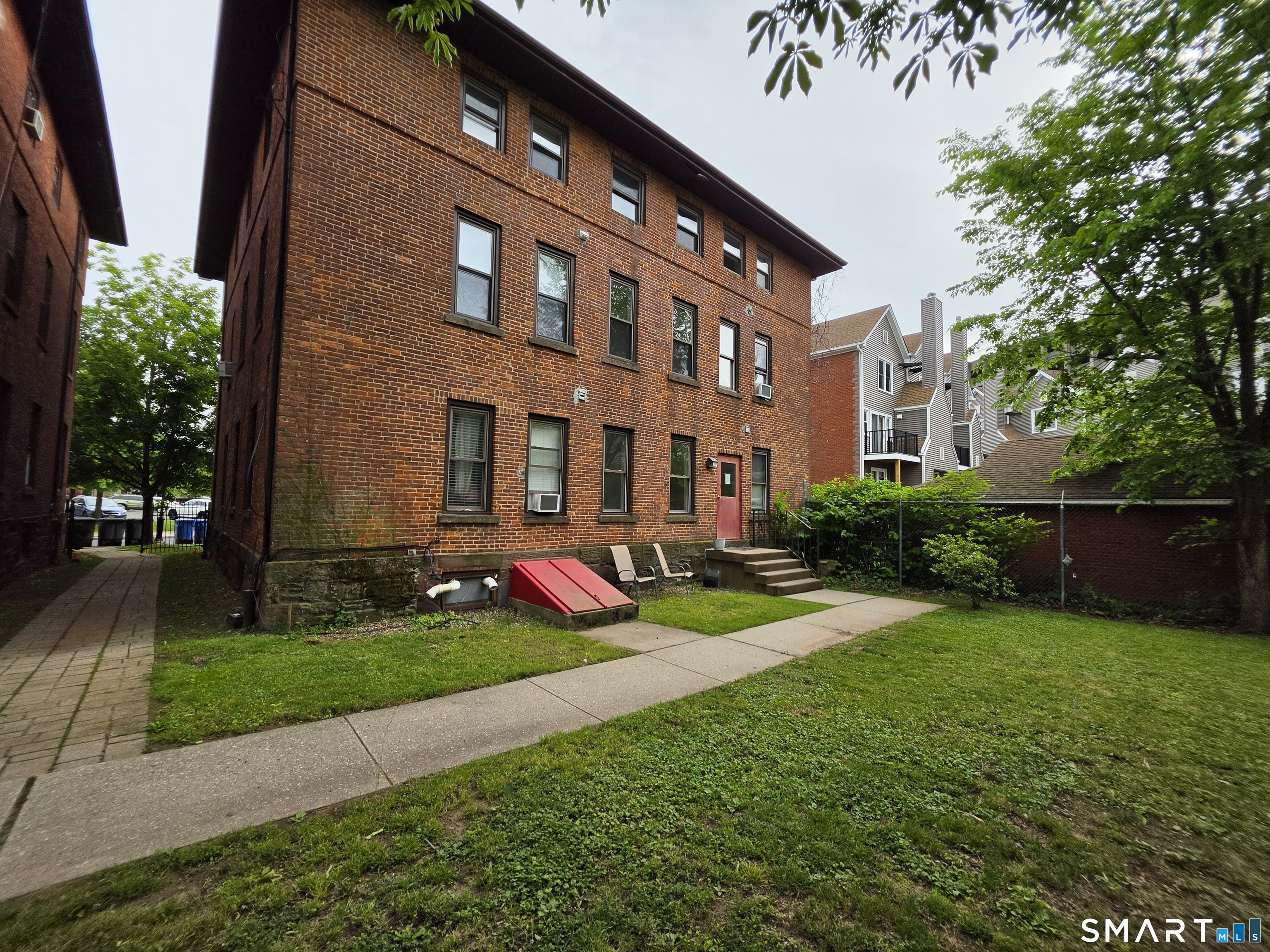 68-70 Morris 201 Street Property Photo 3
