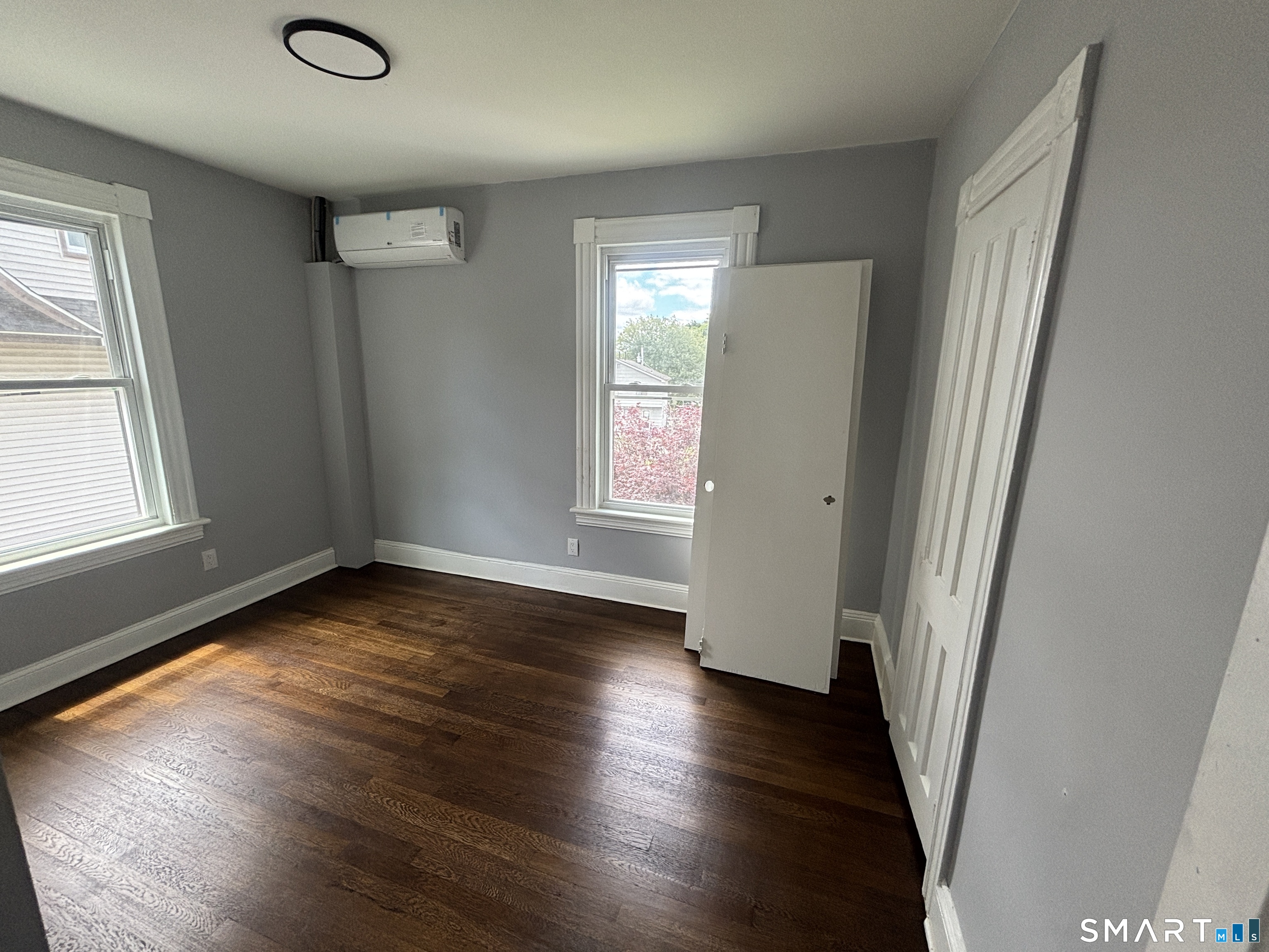 231 Goddard 2nd Floor Avenue Property Photo 6