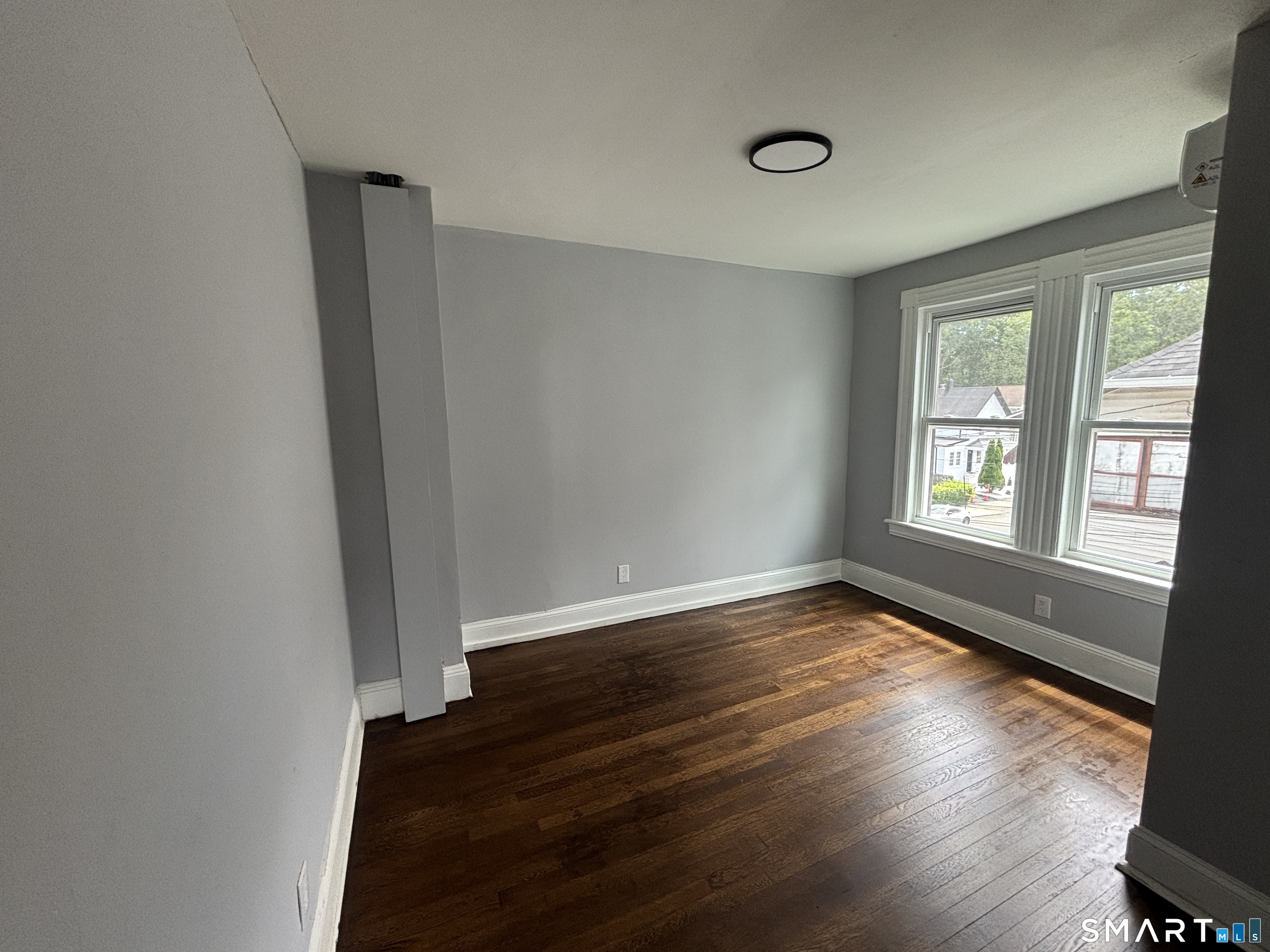 231 Goddard 2nd Floor Avenue Property Photo 7